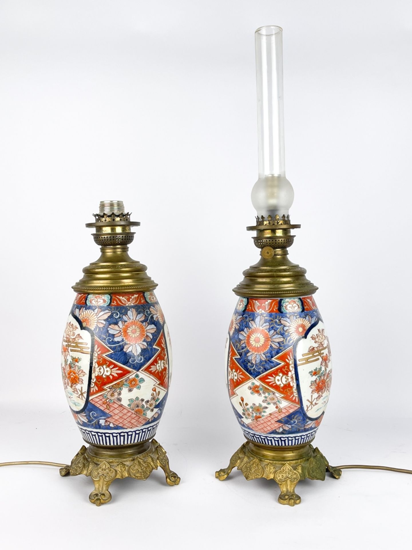 Paar Chinoiserie Lampen mit Bronzemontierung - Bild 5 aus 18