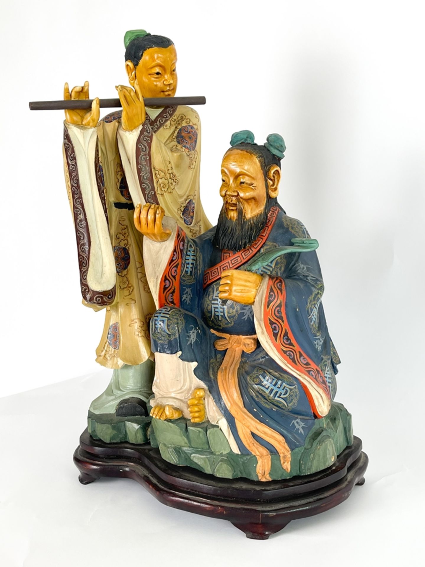 Chinesische Skulptur aus Pappelholz und Elfenbein