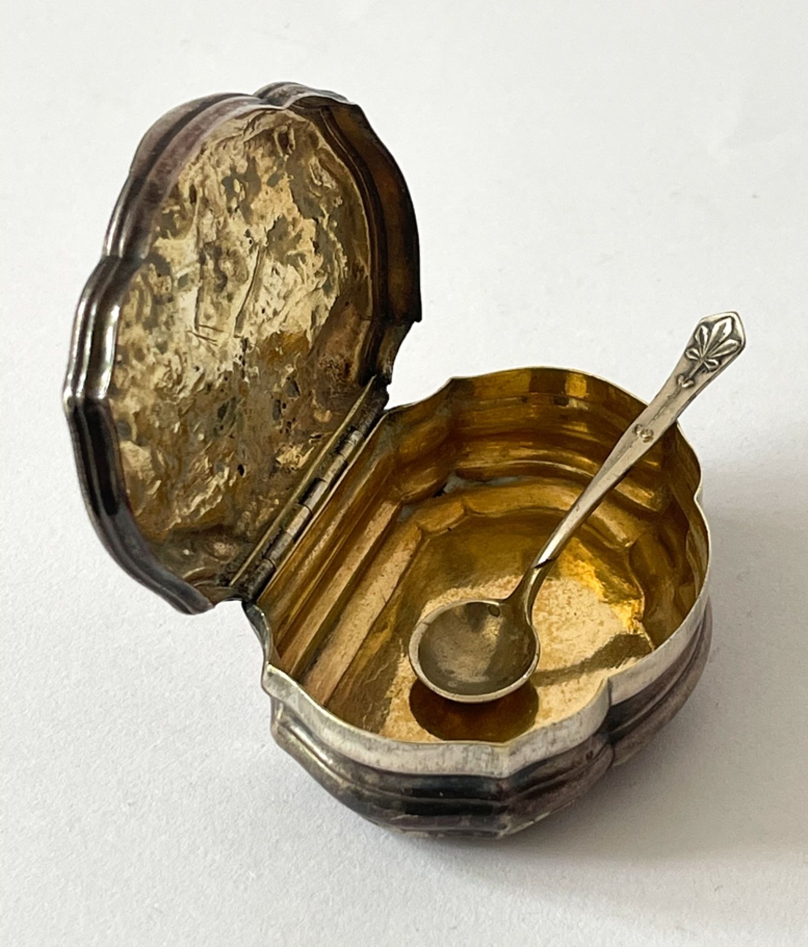 Barocke Silberdose mit kleinem Löffel - Image 3 of 10
