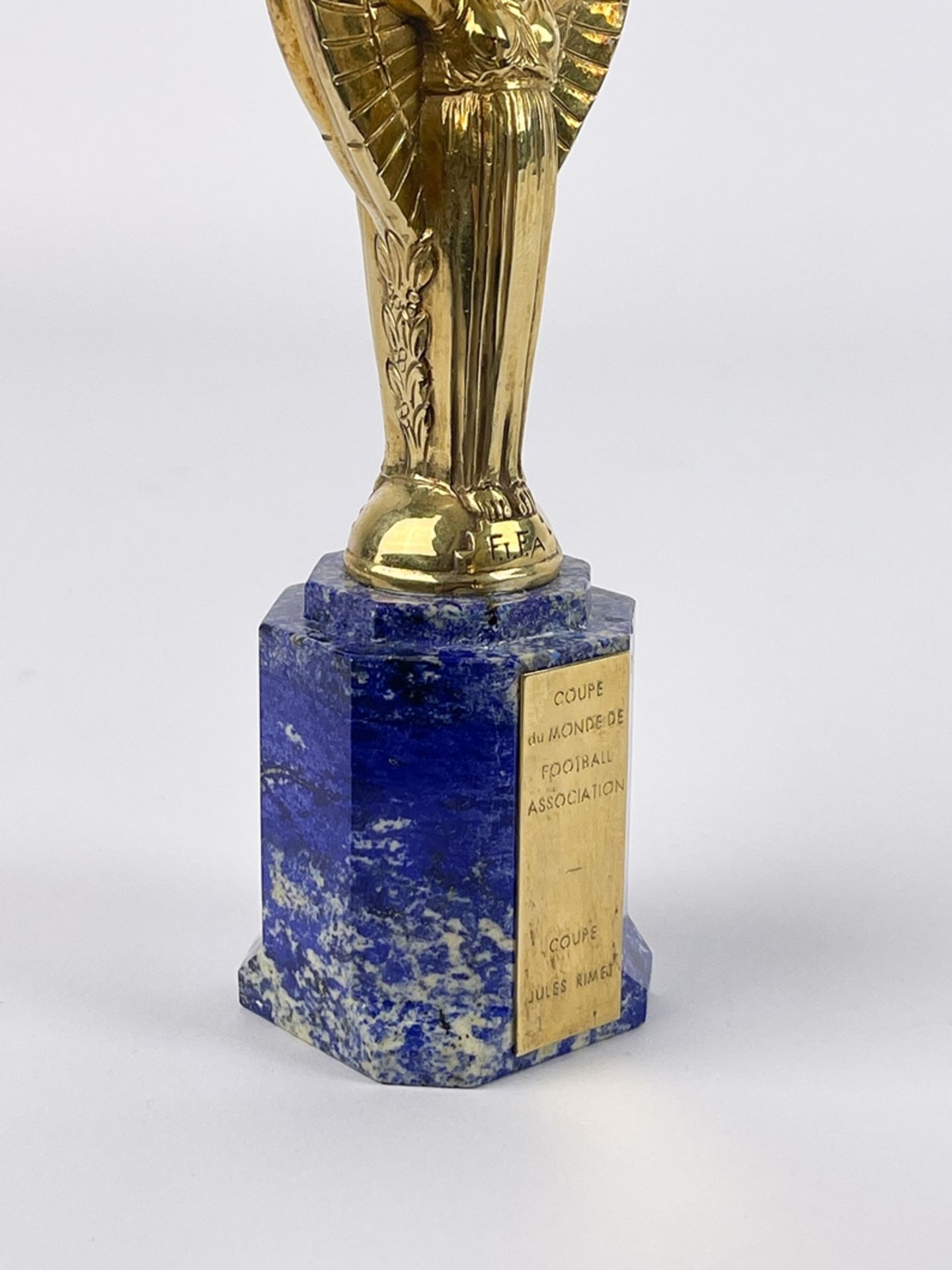 Coupe du Monde de Football Association "Jules Rimet" - Image 8 of 12