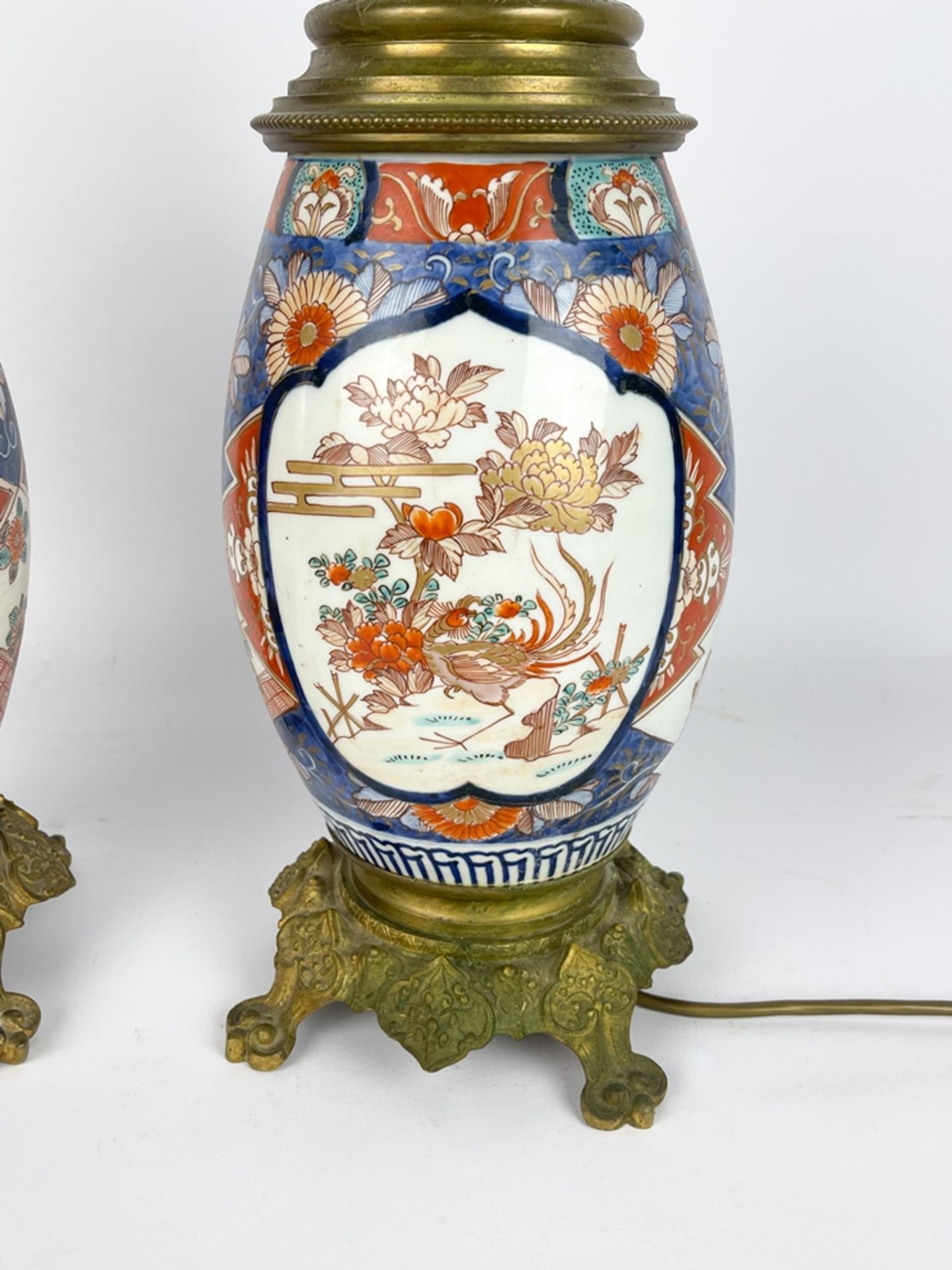 Paar Chinoiserie Lampen mit Bronzemontierung - Image 4 of 18