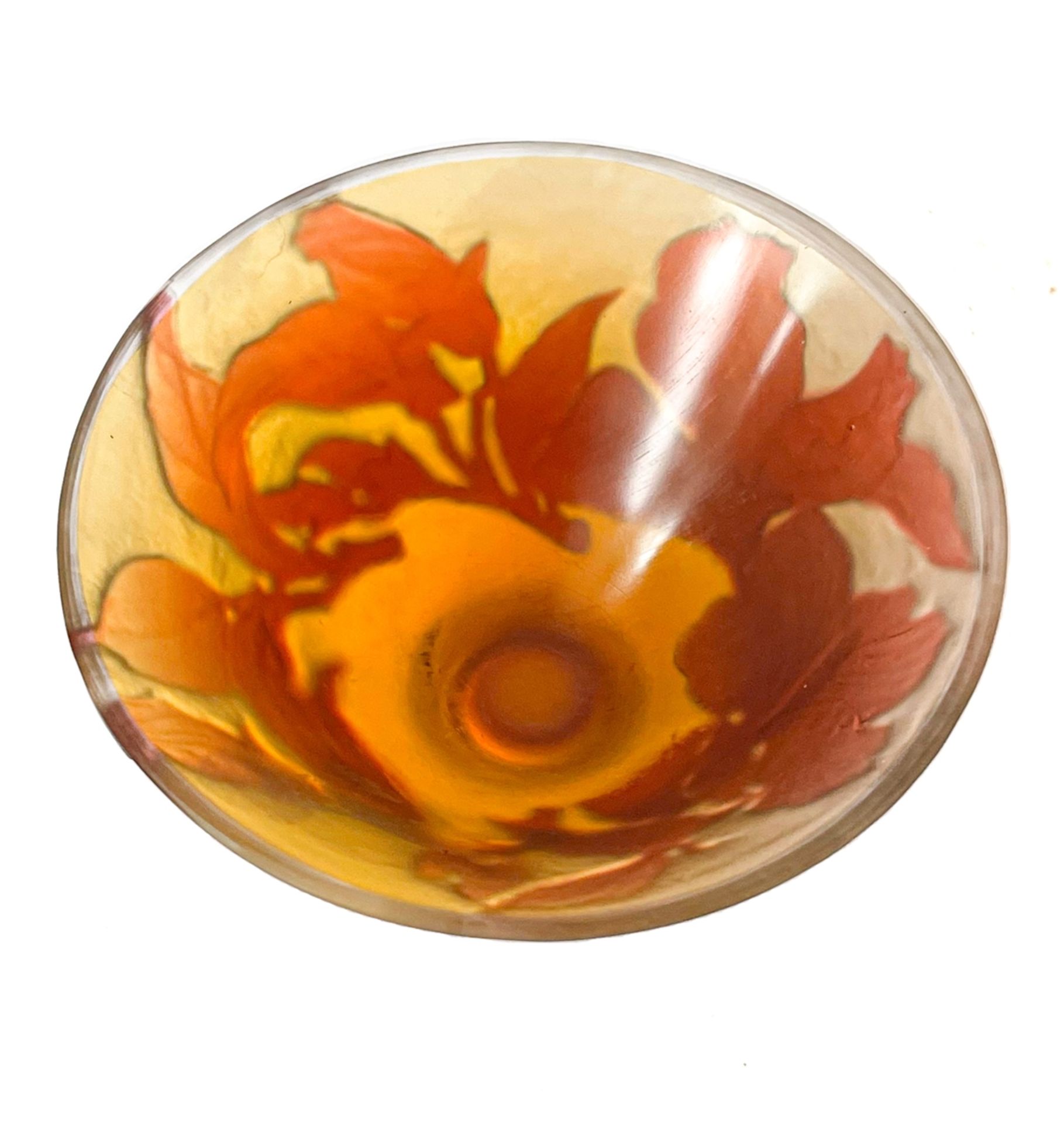 Glasschale mit roten Magnolien - Bild 2 aus 7