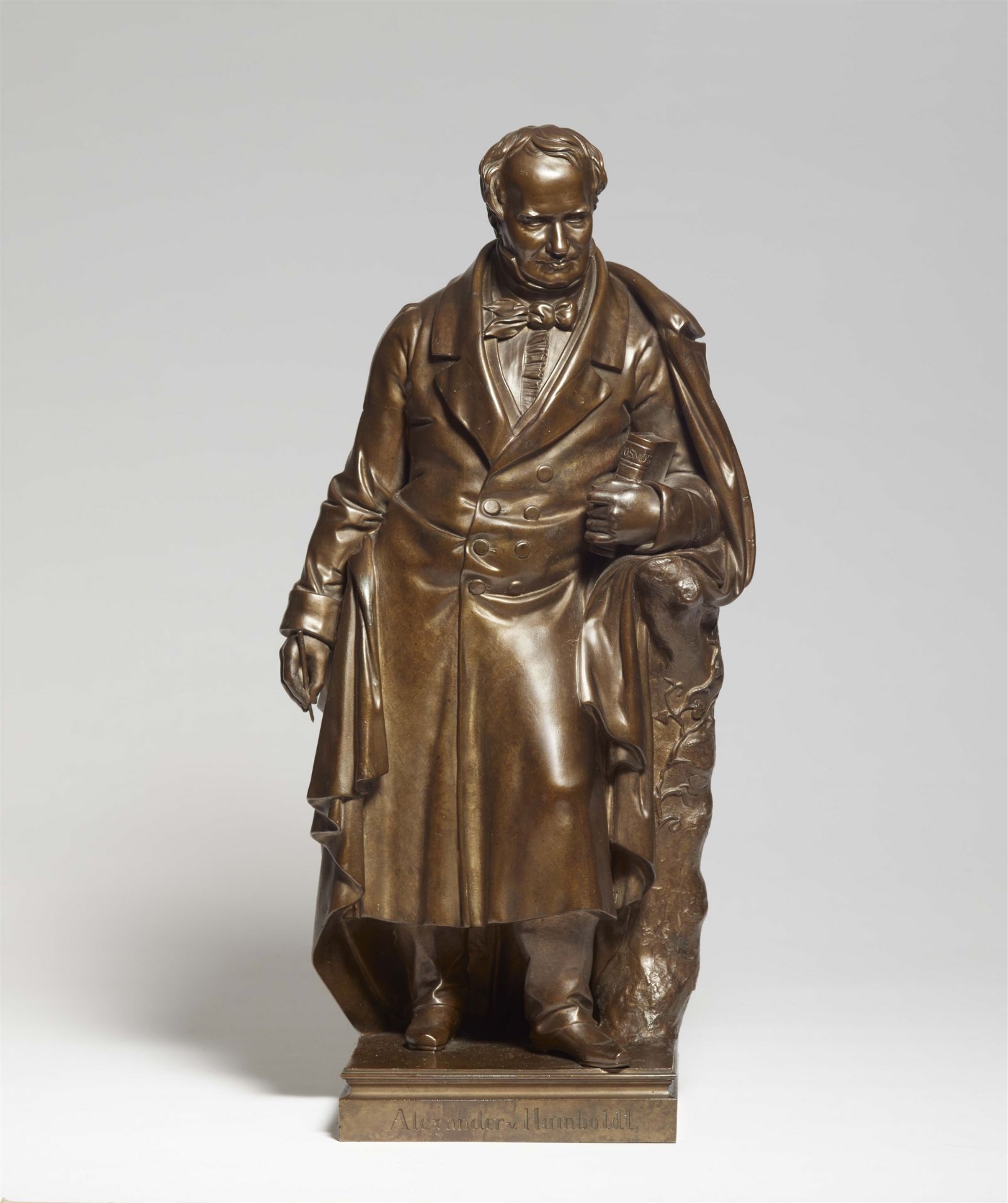Museale Bronzeplastik "Alexander v. Humboldt."