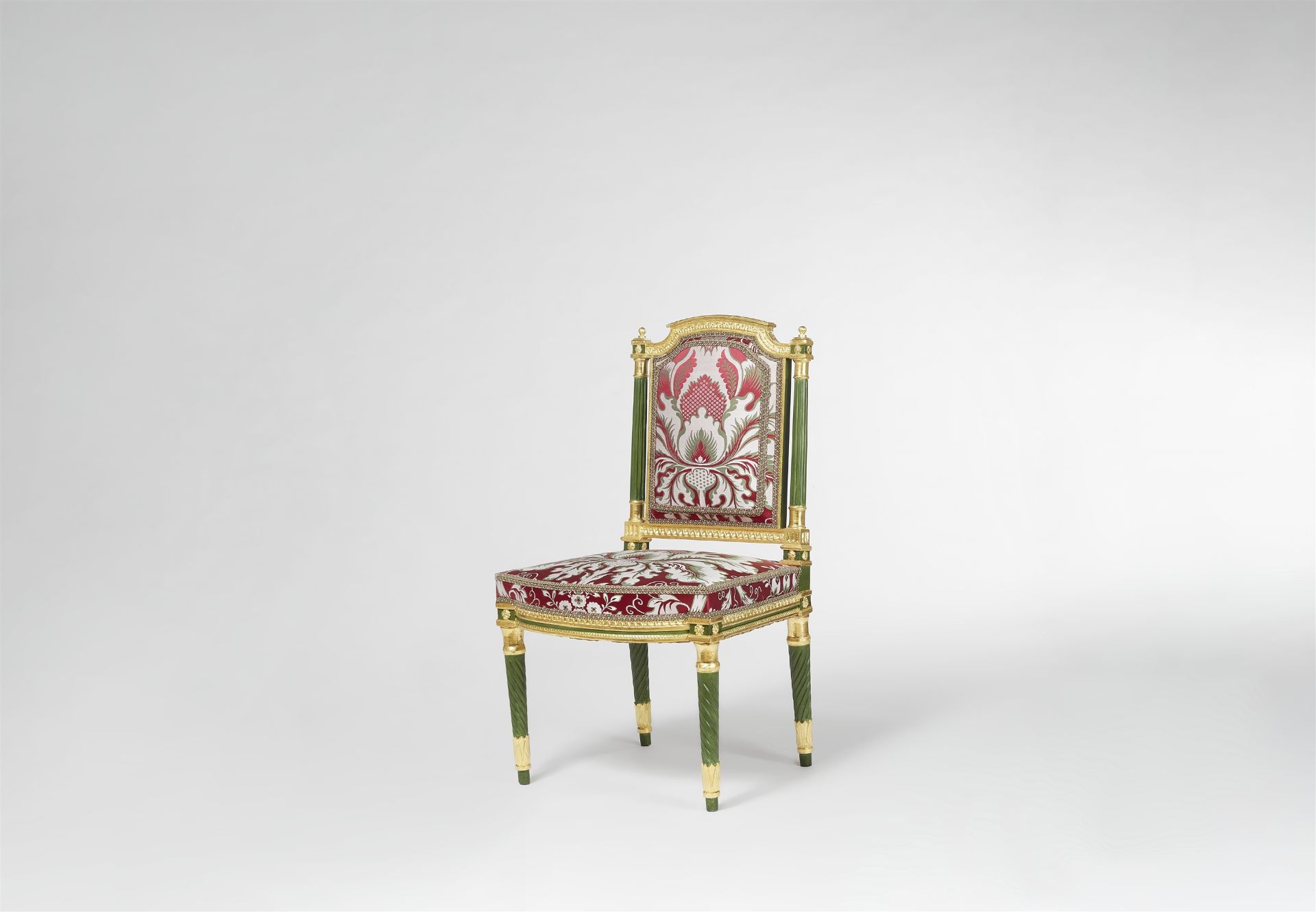 Chaise d'époque Louis XVI , Wohl ehemals aus dem Palast in Pawlowsk