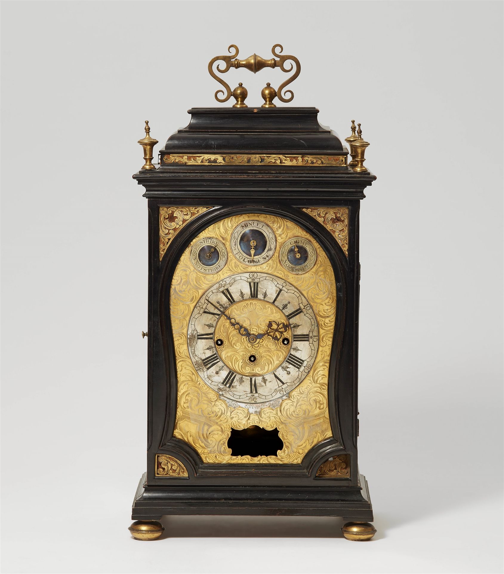 A London bracket clock