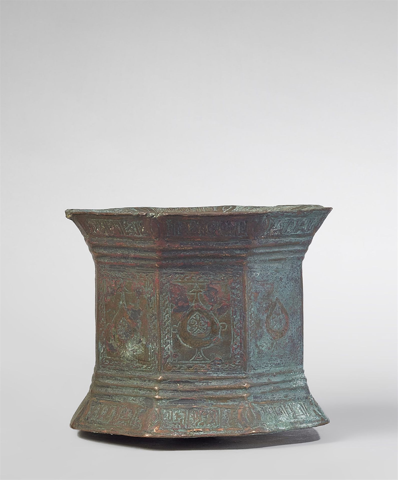 An Islamic mortar - Image 4 of 4