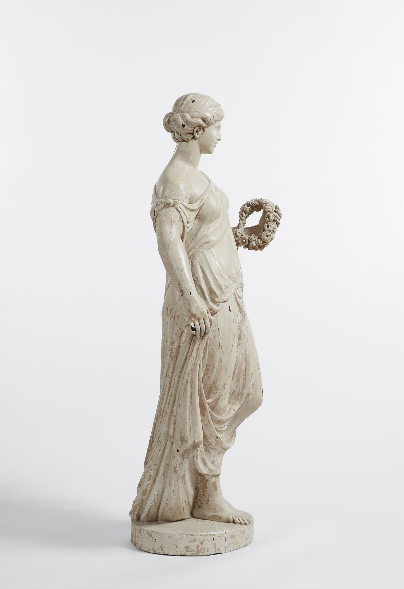 A carved softwood figure of a lady with a wreath / Flora - Image 3 of 6