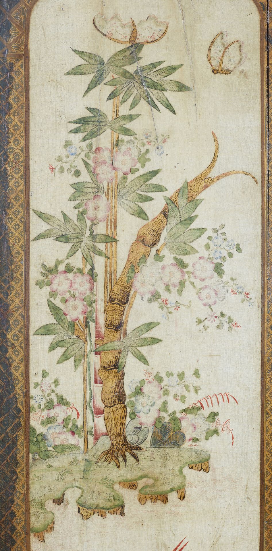 An important Chinoiserie painted cabinet - Image 26 of 26