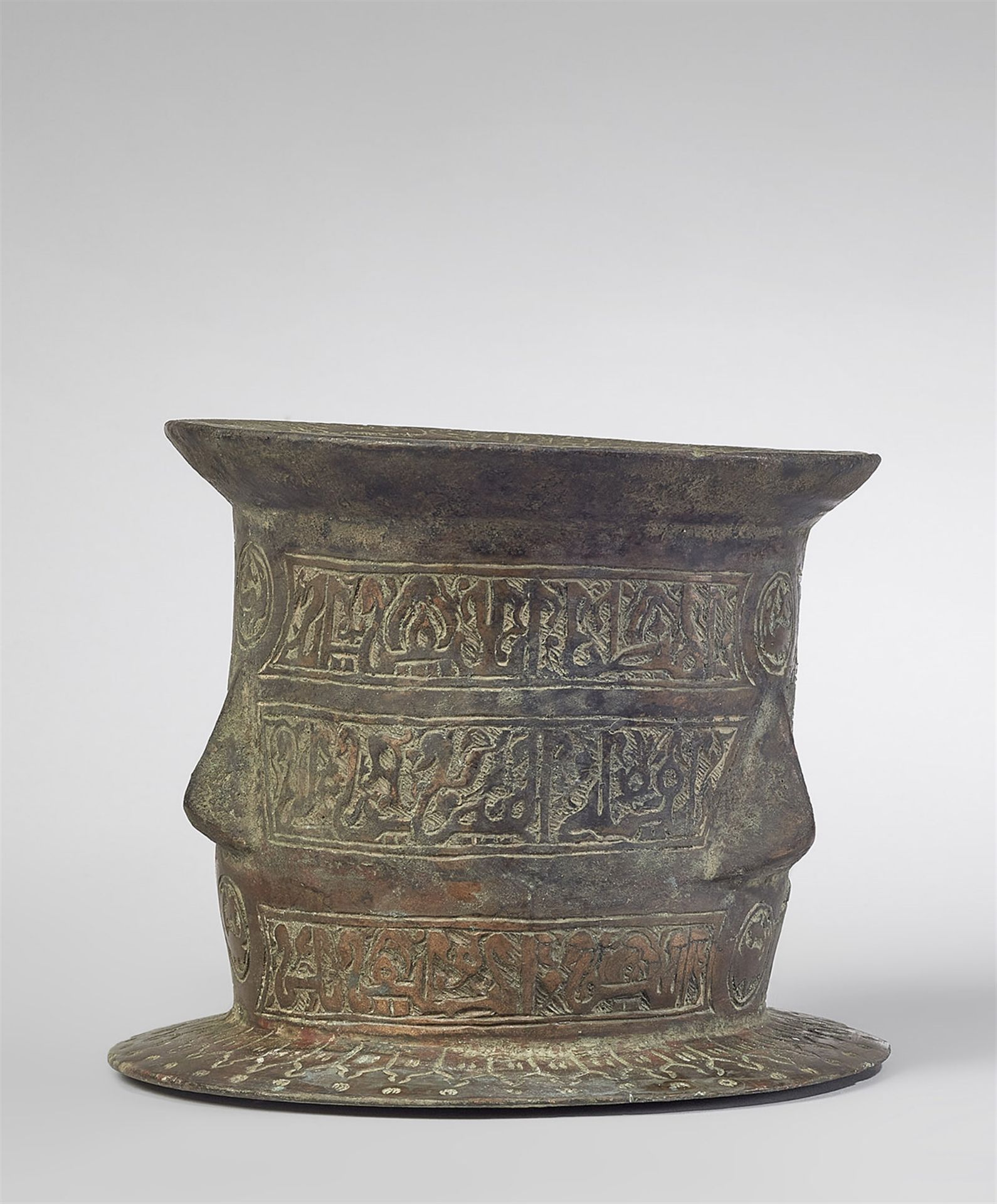 An Islamic mortar - Image 4 of 4