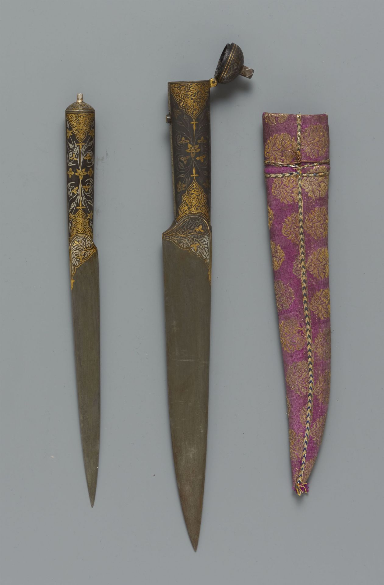 A North Indian kard oder pesh kabz with scabbard. 19th century - Image 2 of 2