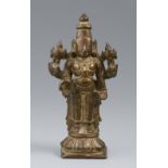 Figur des Vishnu. Kupfrige Bronze. Süd-Indien. 17./19. Jh.