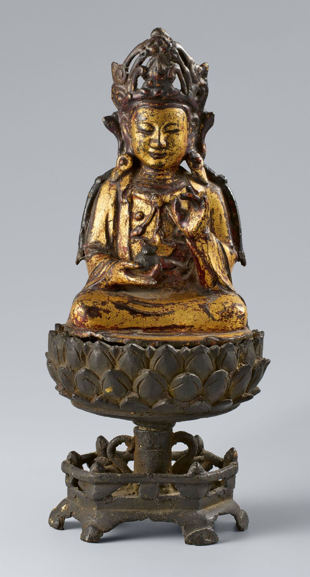 Bodhisattva. Bronze, über einer Lackfassung vergoldet. 17./18. Jh.