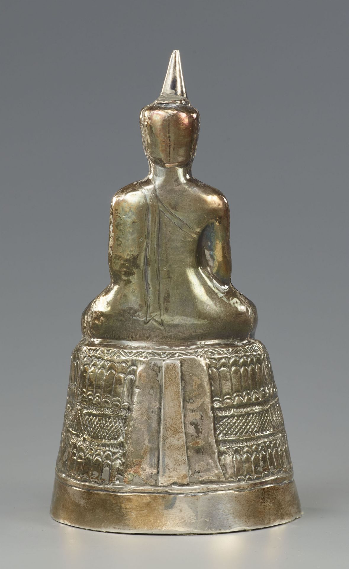 A thai sheet silver votive Buddha. 20th century - Image 2 of 3