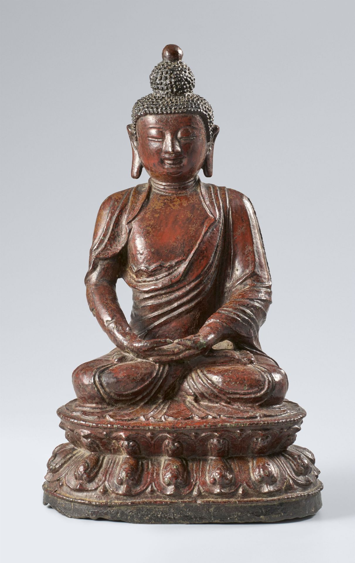 Buddha Shakyamuni. Bronze mit Lackfassung. 17./18. Jh.