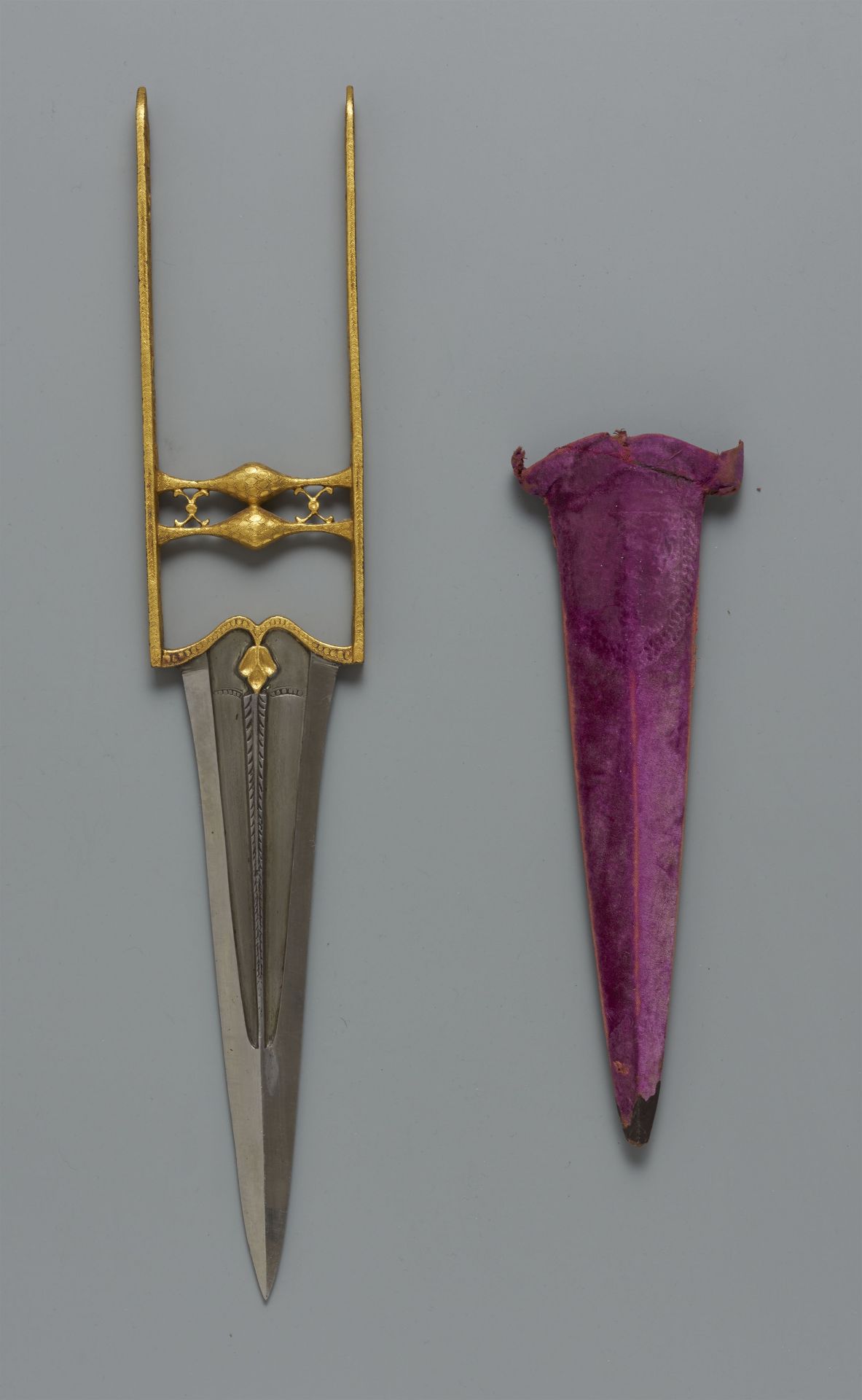 An Indian punch dagger (katar) with scabbard. 19th century or earlier - Image 2 of 2