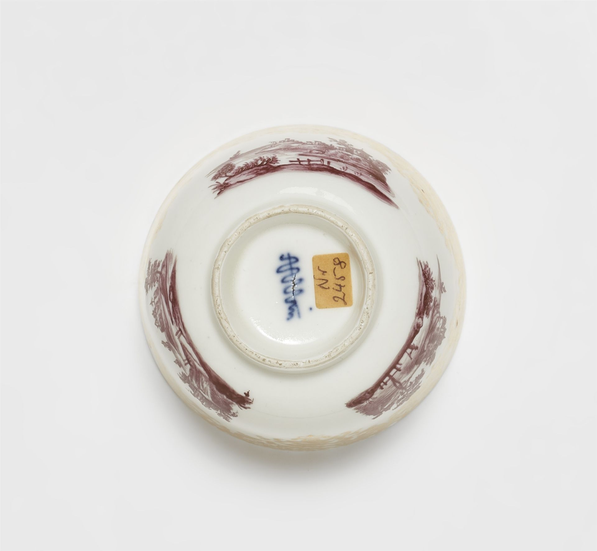 A Meissen porcelain dish and cover with landscape decor - Image 2 of 5