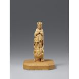 Indo-Portugiesische Figur der Maria Immaculata. Walrosszahn. Indien, Goa. Spätes 17./18. Jh.