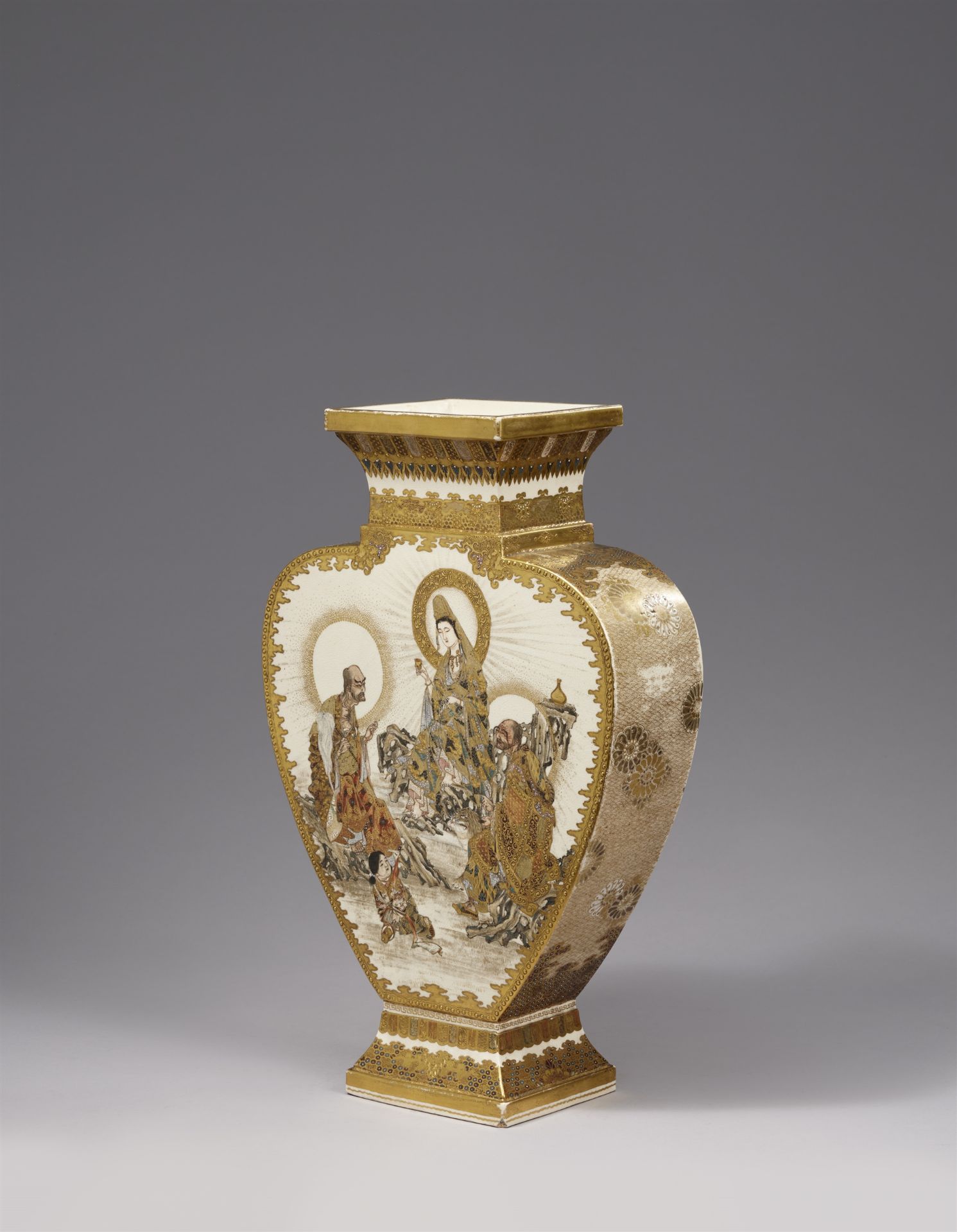 A large Satsuma vase. Around 1880 - Image 3 of 3