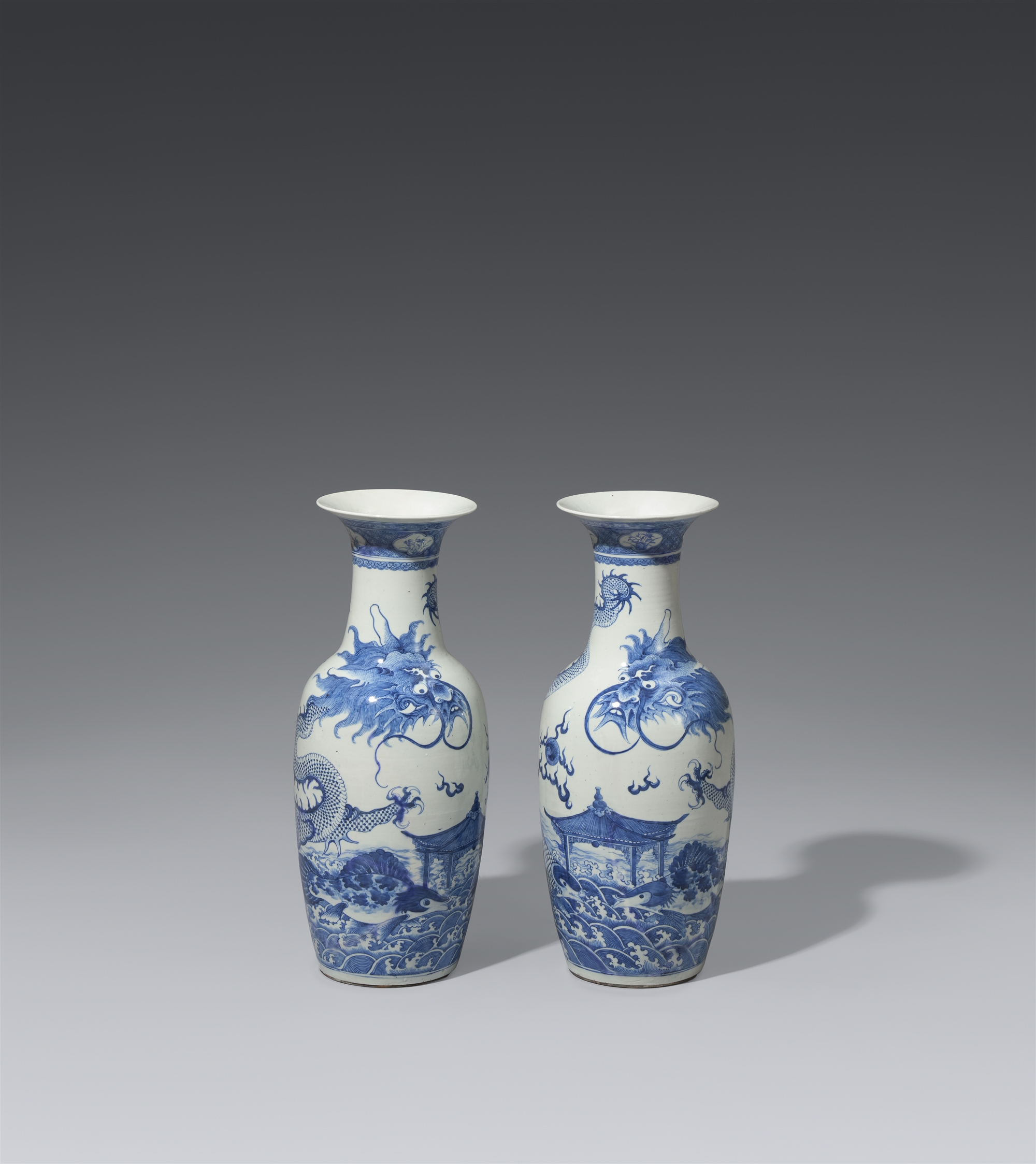 A pair of large blue and white vases. 19th/20th century