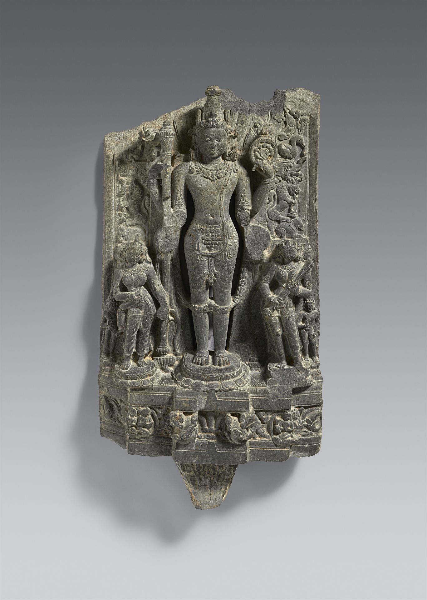 A Pala grey stone stele of Vishnu. Northeastern India, Bihar. Pala period, 11th/12th century