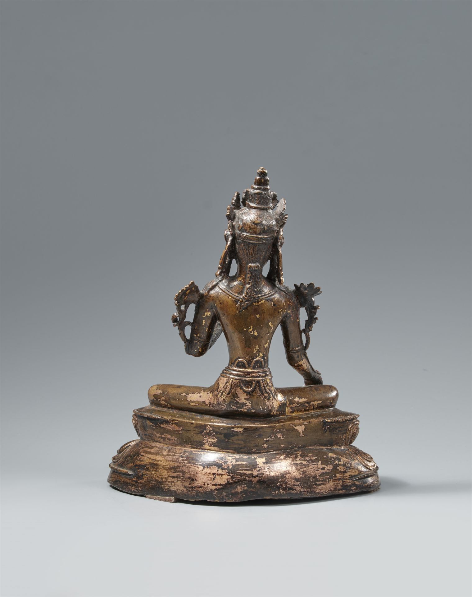 A bronze figure of Shyamatara (Green Tara). Tibet, 14th century or later - Image 2 of 2