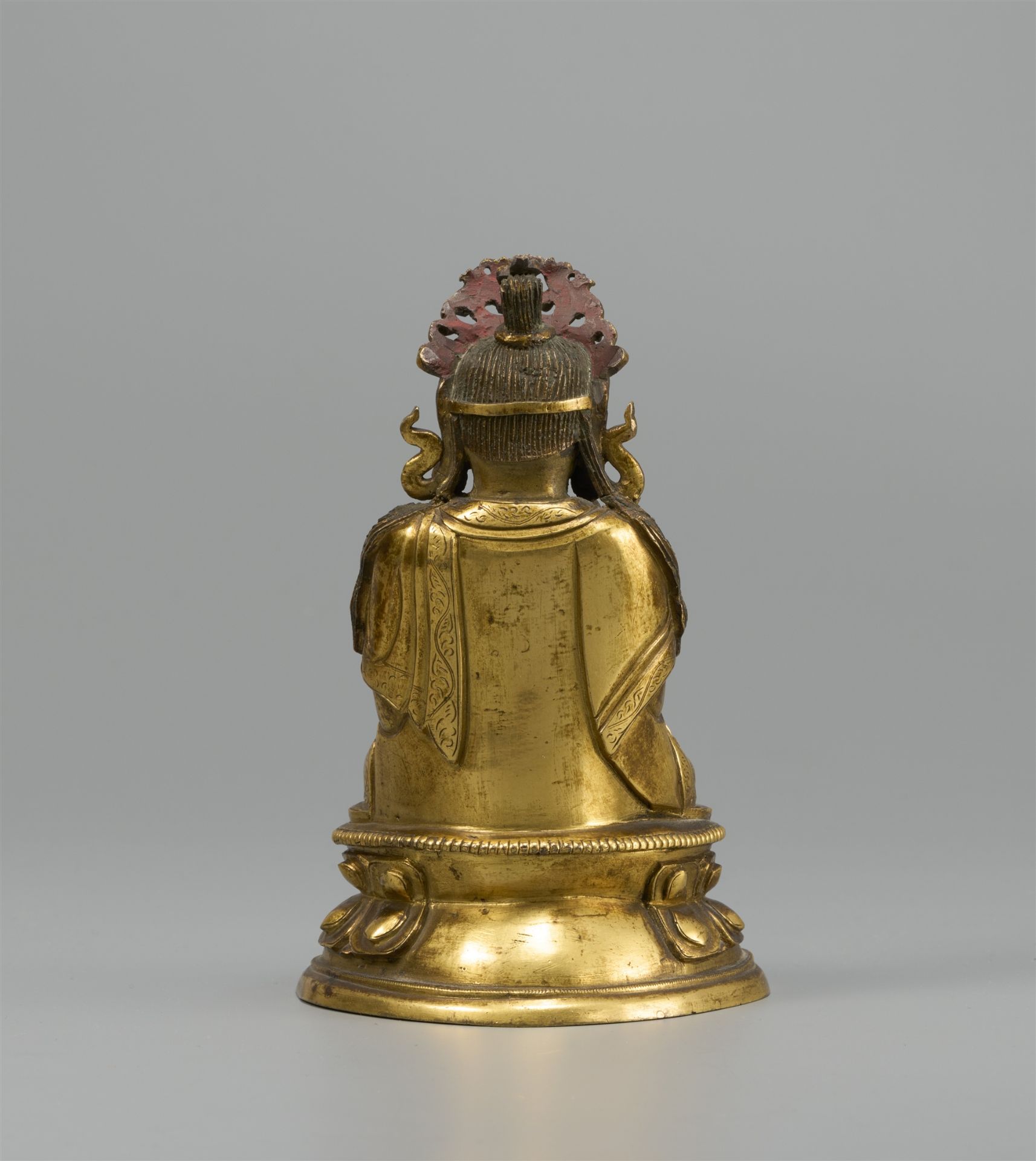 Bodhisattva. Feuervergoldete Bronze. Sinotibetisch, Qing-Zeit, 17./18. Jh. - Bild 2 aus 2