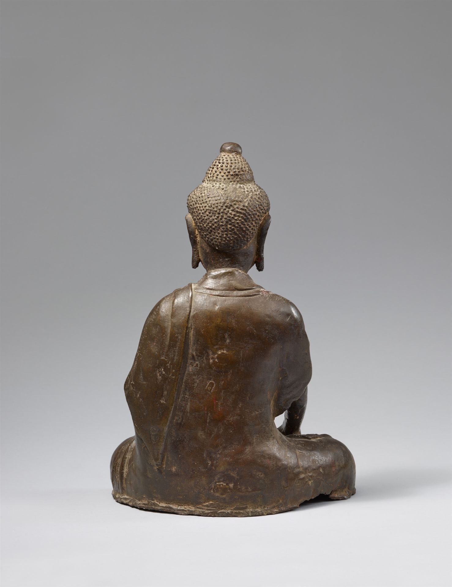 A heavily cast bronze figure of Buddha Shakyamuni. Ming dynasty, 17th century - Image 2 of 2