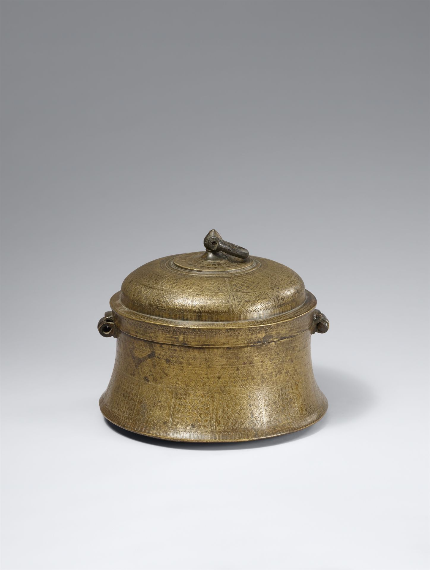 A Rajasthani bronze betel and spice box (pandan). Northern India. 18th/early 19th century