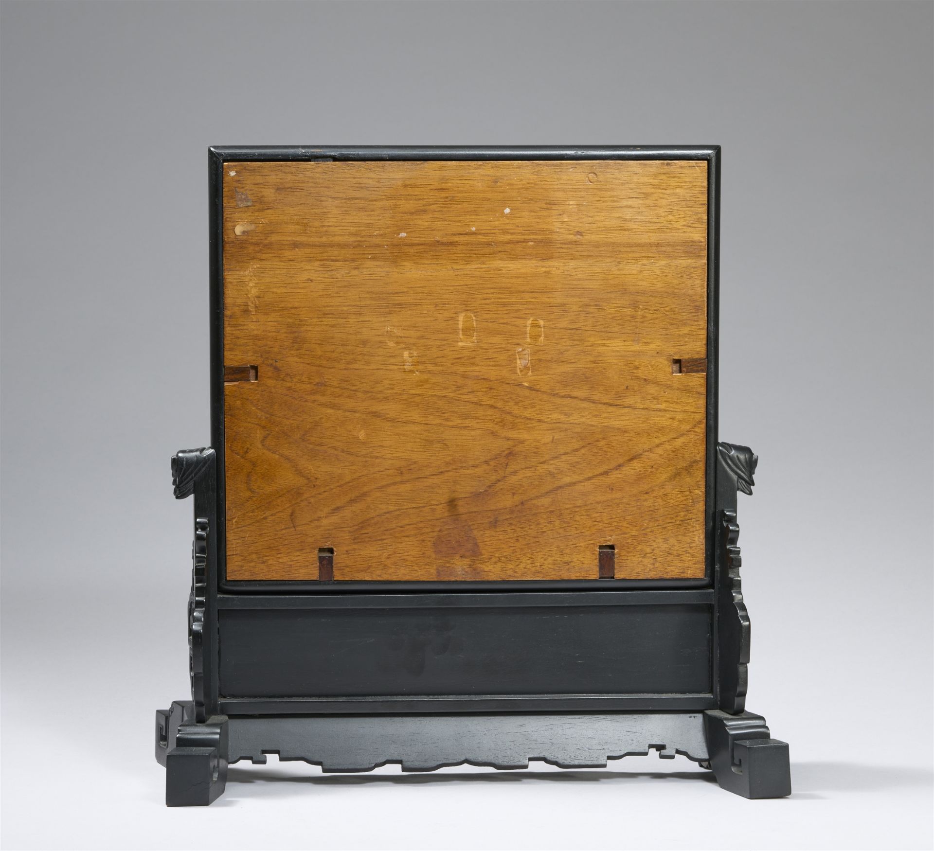 A three-coloured duan stone table screen. Probably early 20th century - Image 2 of 2