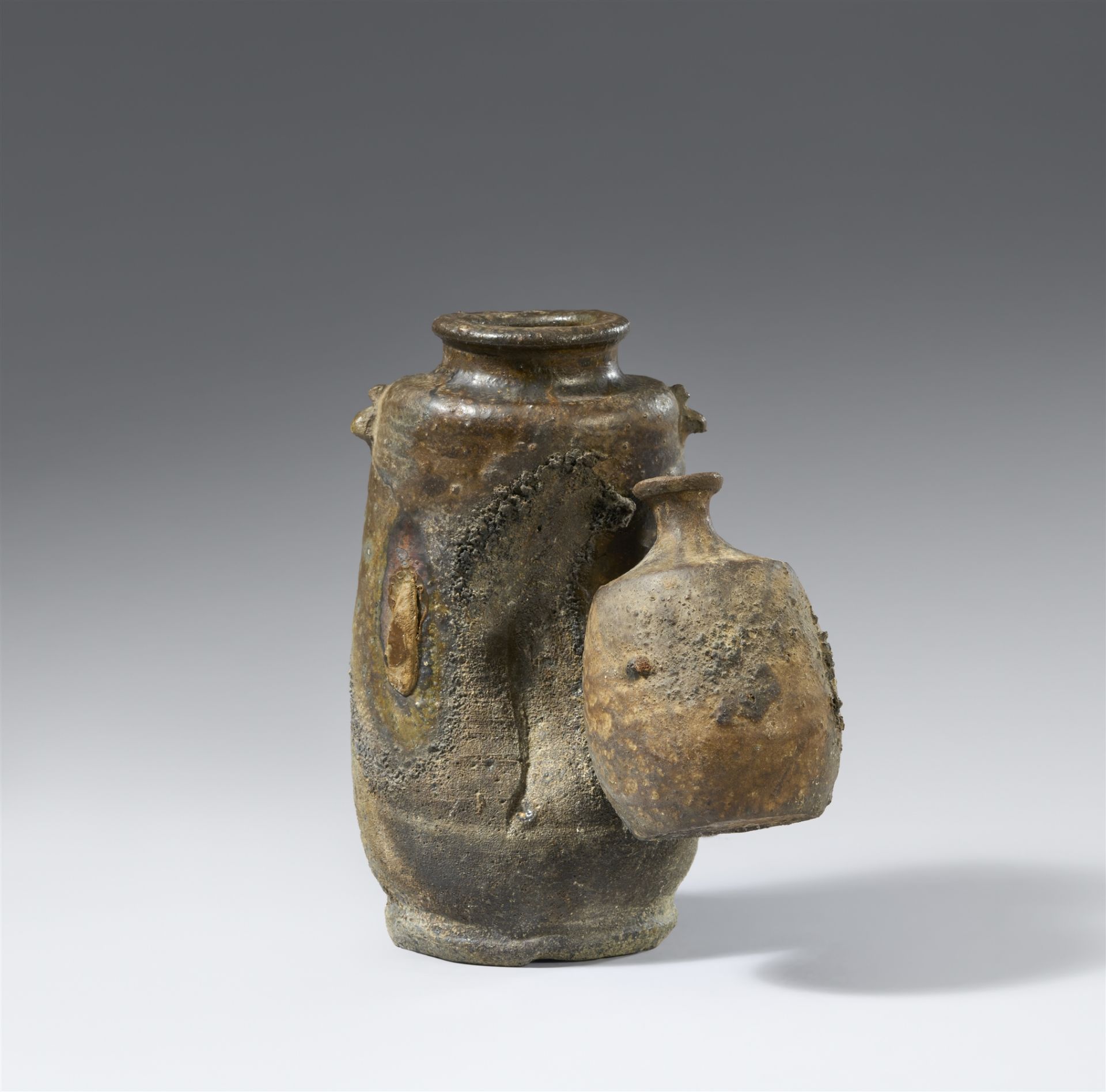 A Bizen vase and a tokkuri. Edo period