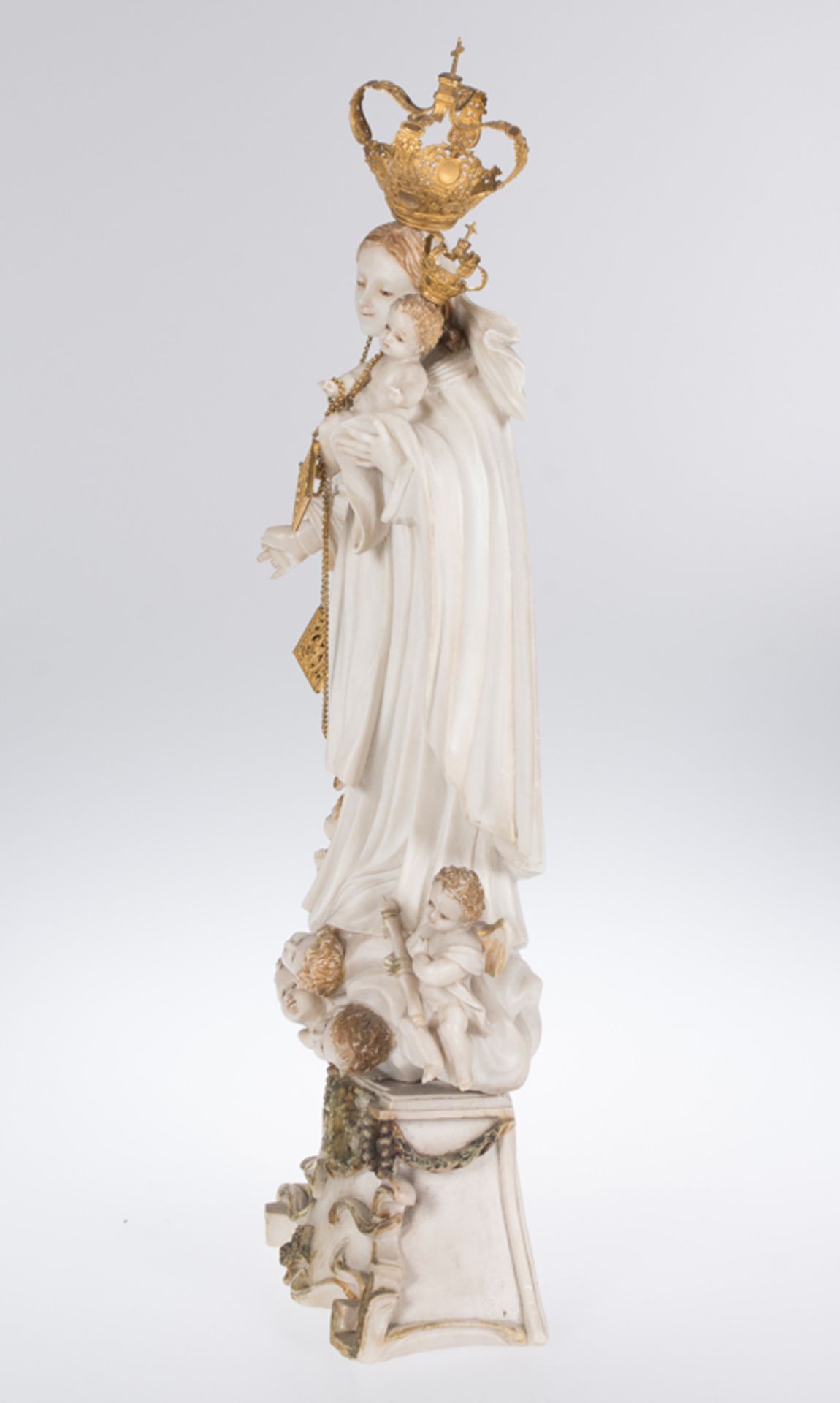 "Our Lady of Carmen with Child". Sculpted, gilded and polychromed alabaster figure. Colonial worksho - Image 9 of 10