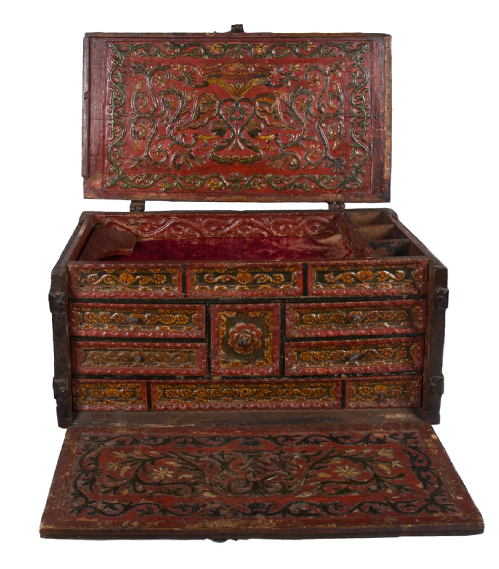 Carved wooden box with iron fittings. Colonial School. Peru. 17th century.