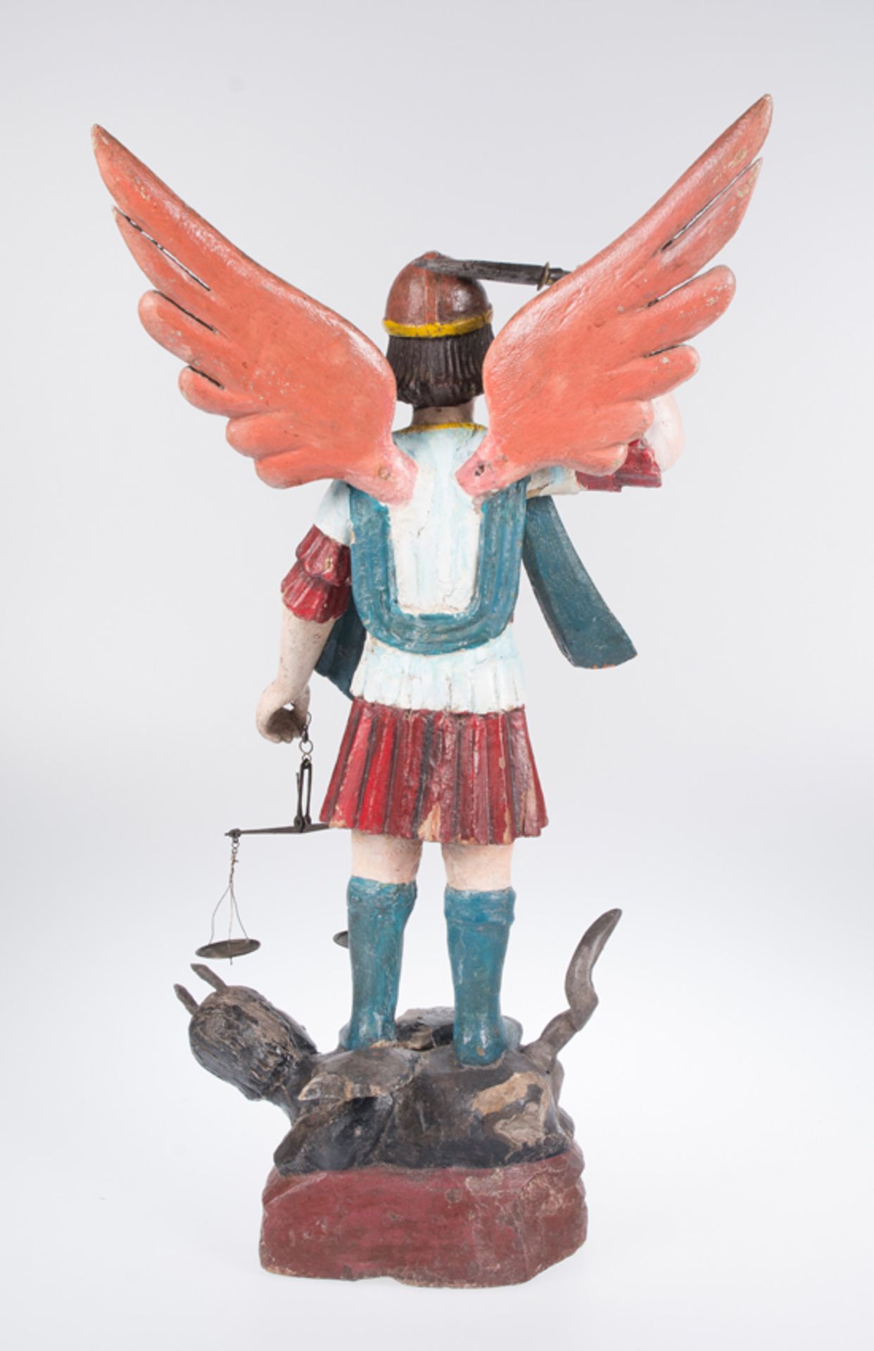 "Angel". Carved and polychromed wooden sculpture. Guarani School. Paraguay. 18th century. - Image 9 of 9