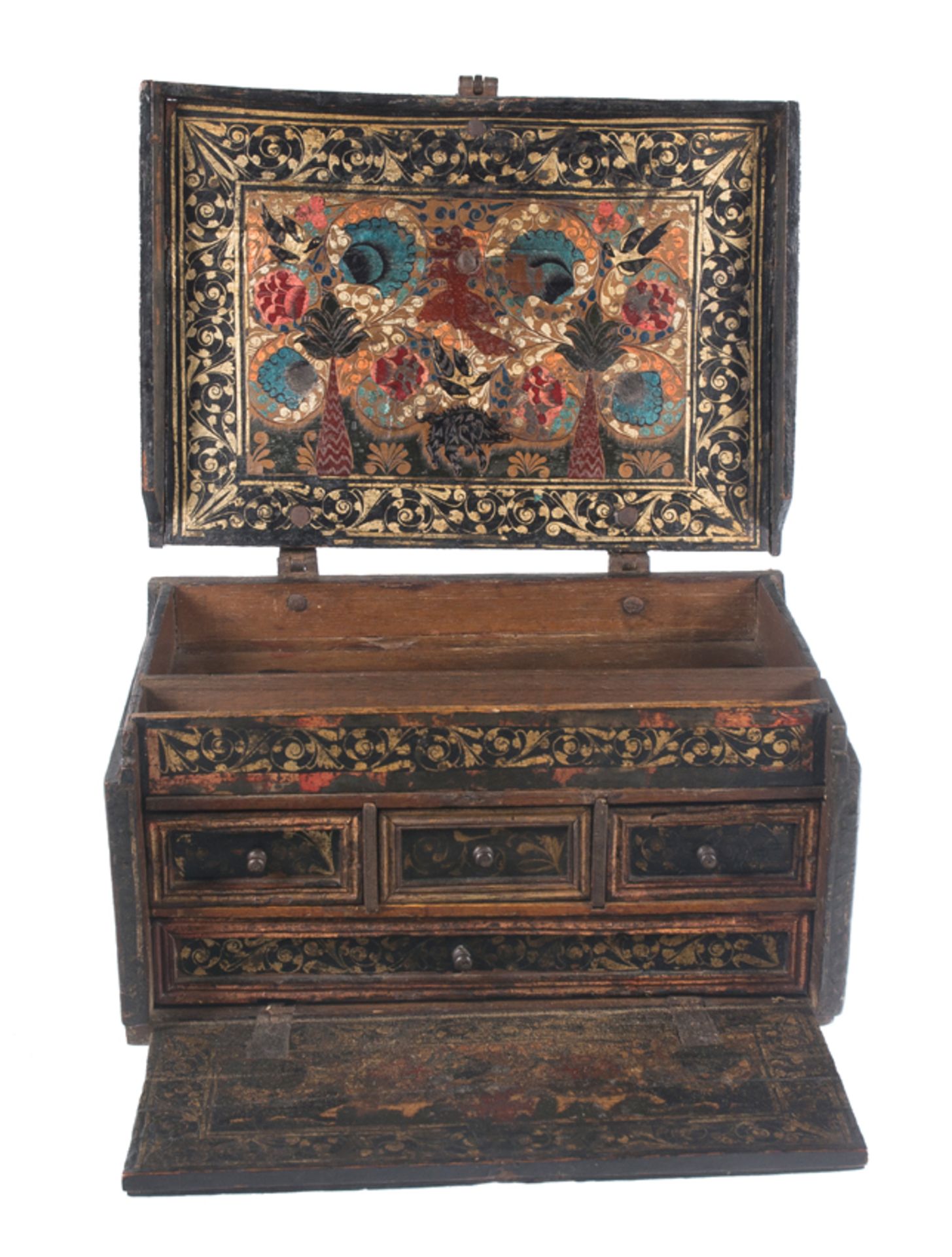 Portable desk made using pasto varnish. Colombia. 18th century.