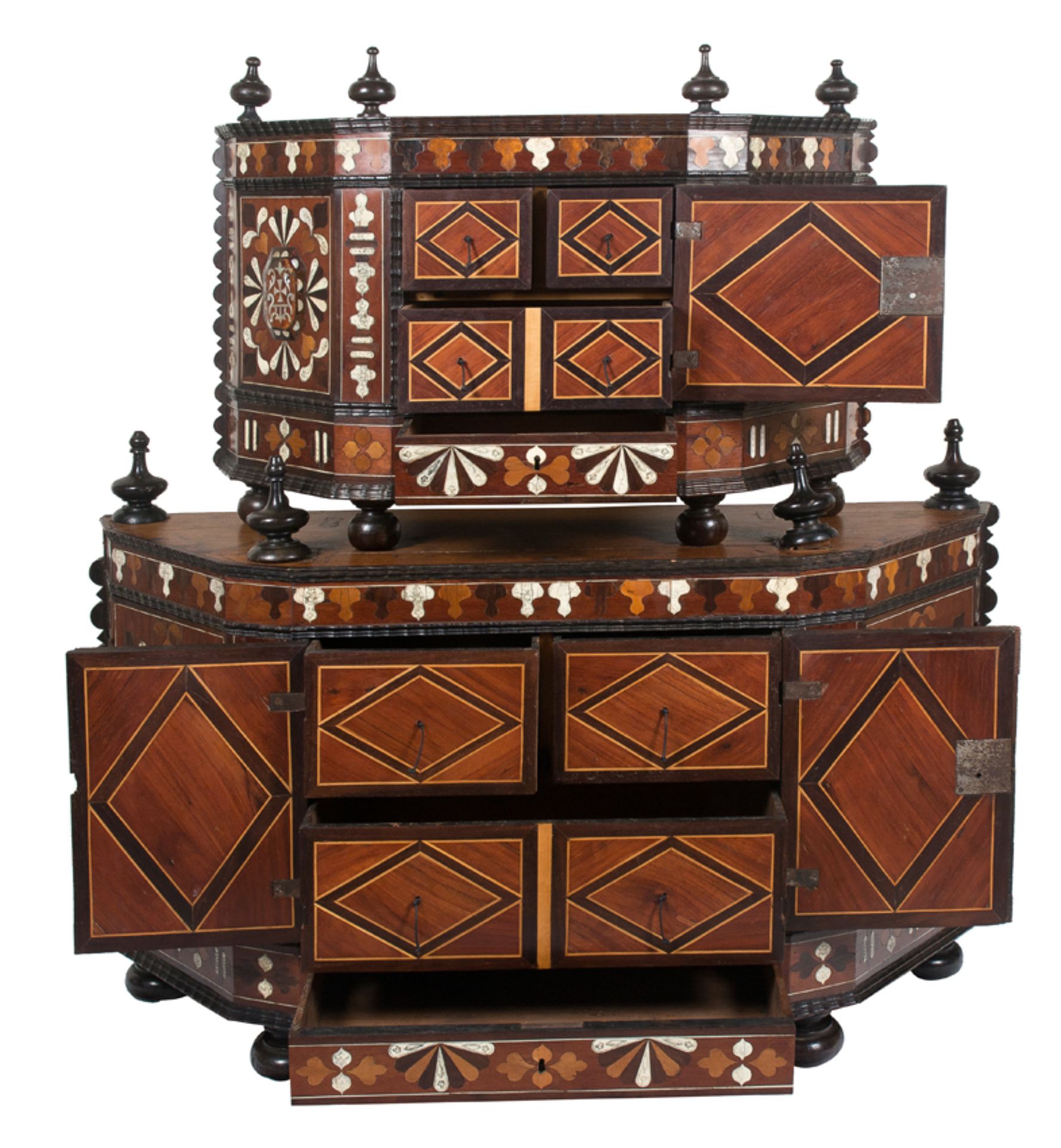 Imposing writing cabinet set with its "contador". Lima. Viceroyalty of Peru. 18th century. - Bild 8 aus 9