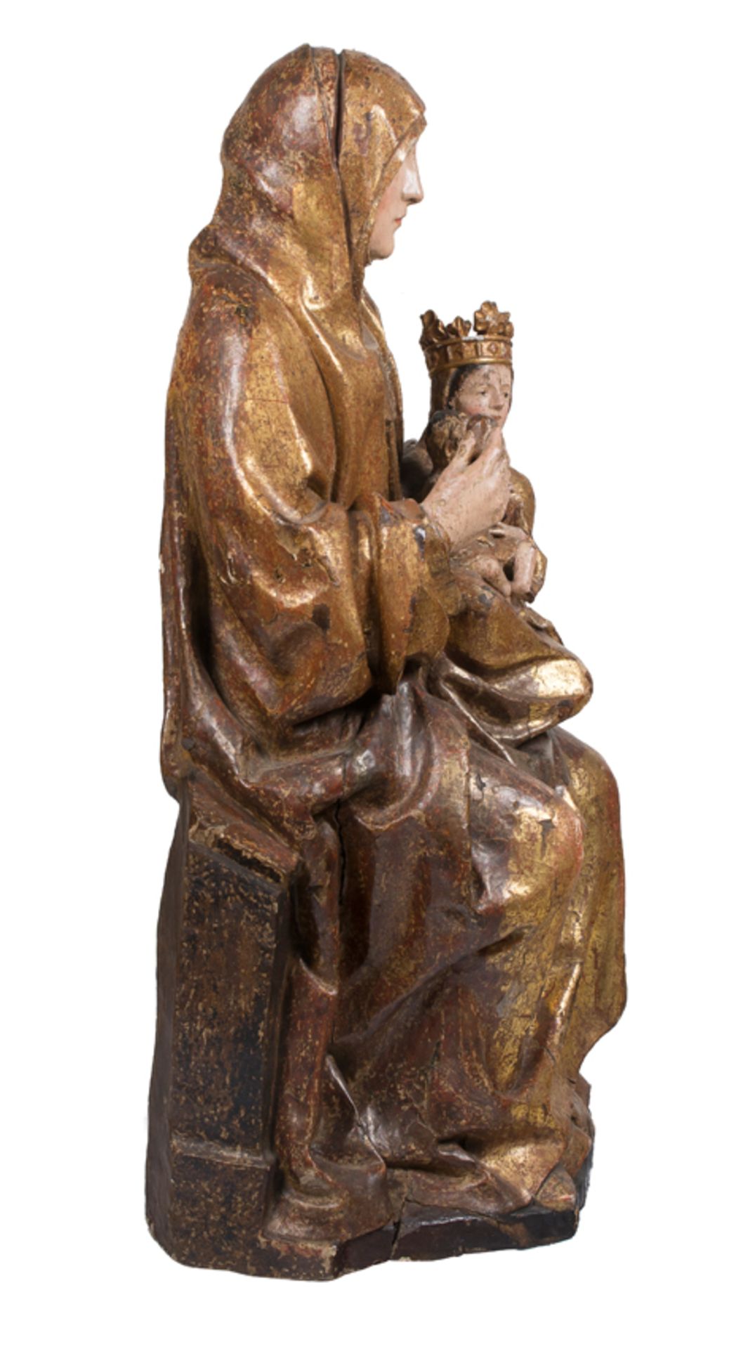 "Saint Anne, the Virgin Mary and the Christ Child". Carved, polychromed and gilded wooden sculpture. - Bild 11 aus 12