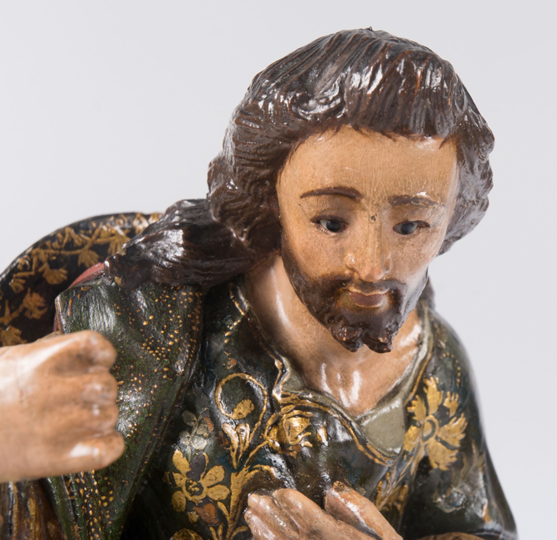 "The Virgin Mary and Saint Joseph". Pair of carved and polychromed wooden sculptures. Quito. 18th c - Bild 6 aus 12