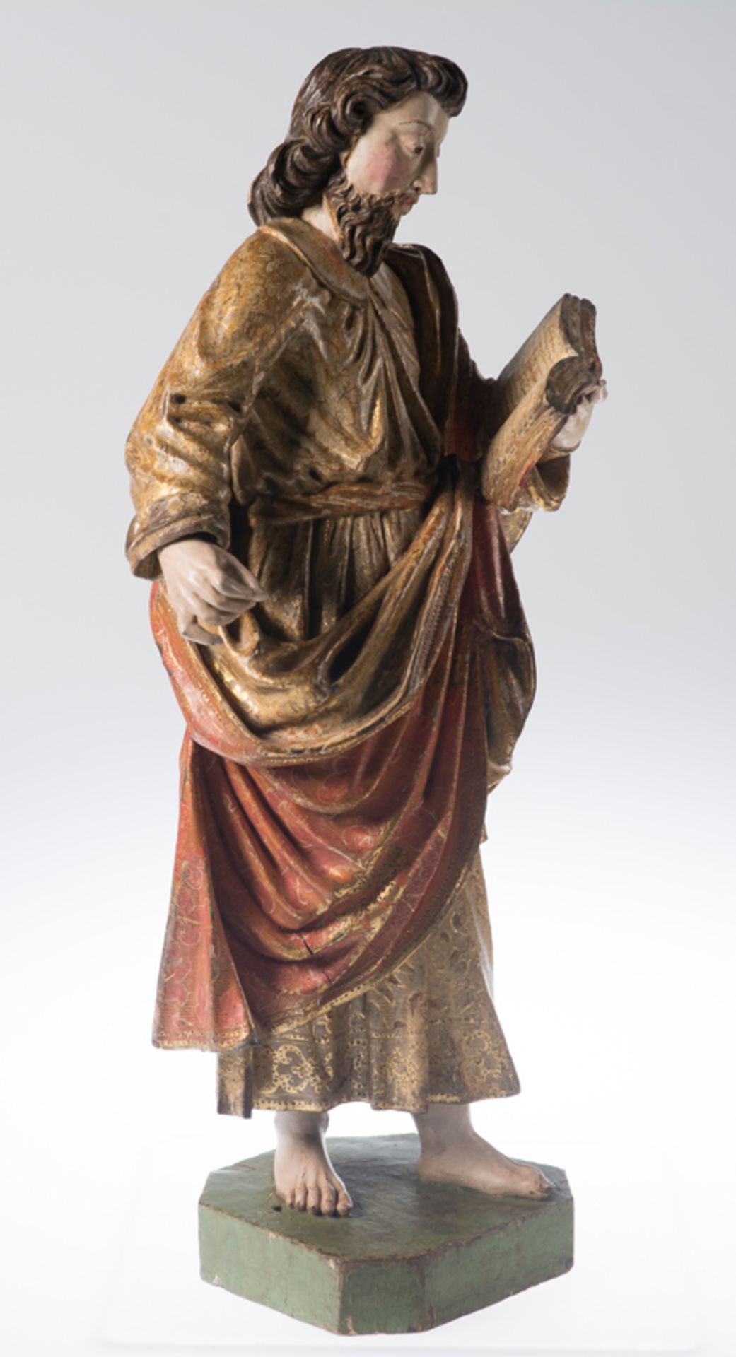 "Evangelist". Carved and polychromed wooden sculpture. Late 15th century - early 16th century. - Bild 3 aus 13