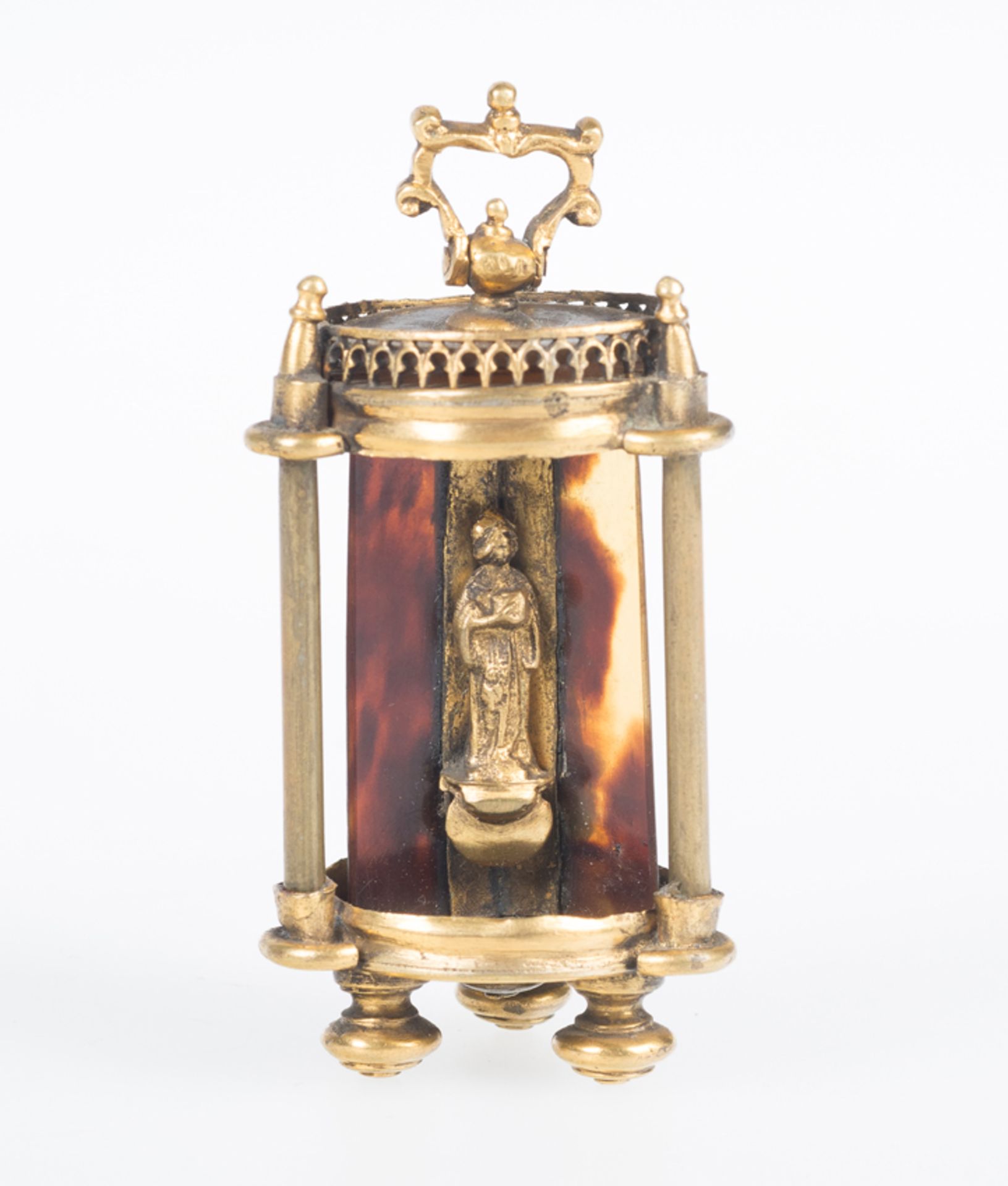 Small gilded bronze and tortoiseshell shrine pendant. Spain or Italy. 16th century. - Bild 3 aus 6