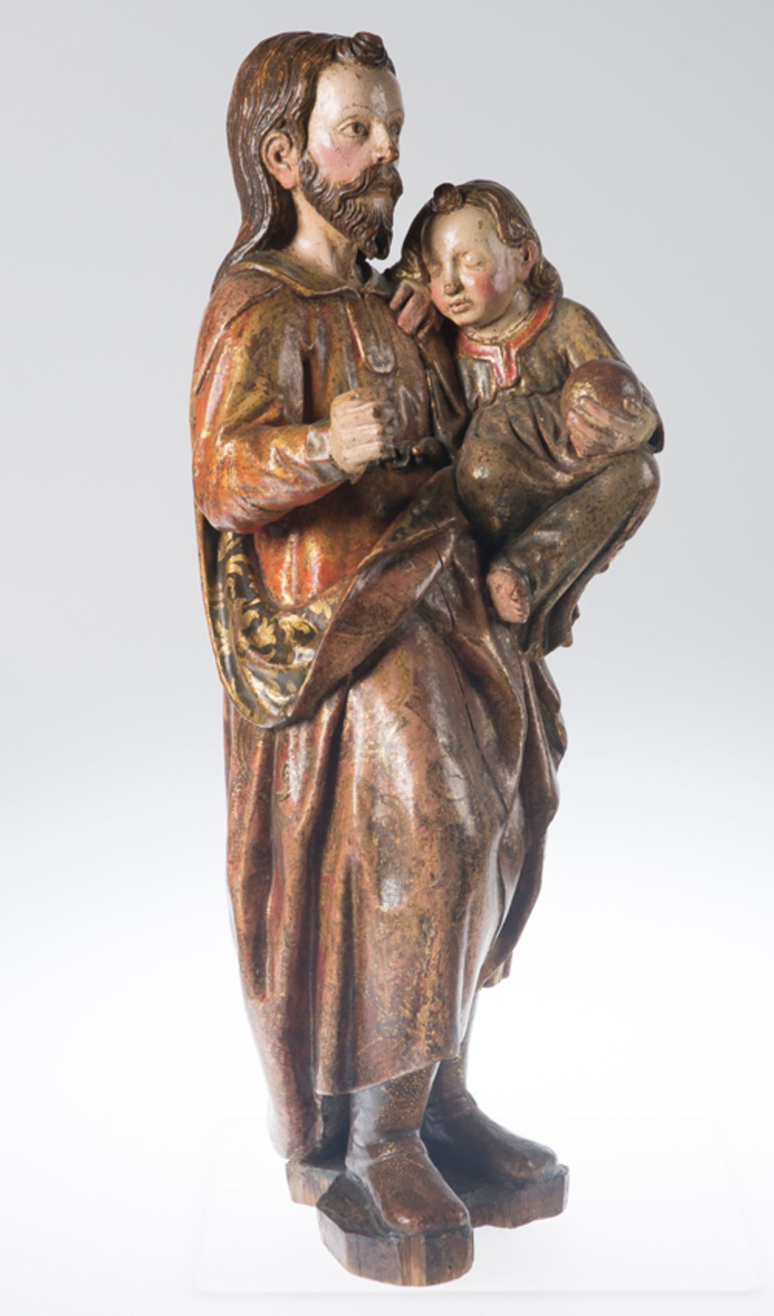 "Saint Joseph and the Christ Child". Carved, gilded and polychromed wooden sculpture. Late 16th cent - Bild 2 aus 11