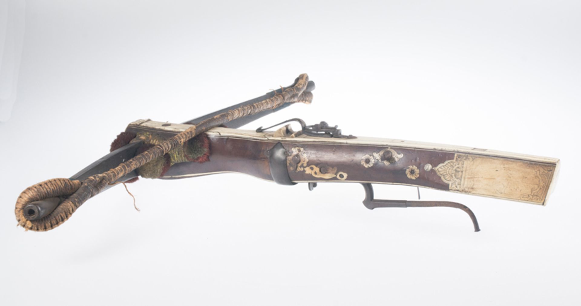 Large, wood and bone crossbow. Germany. 16th - 17th century.