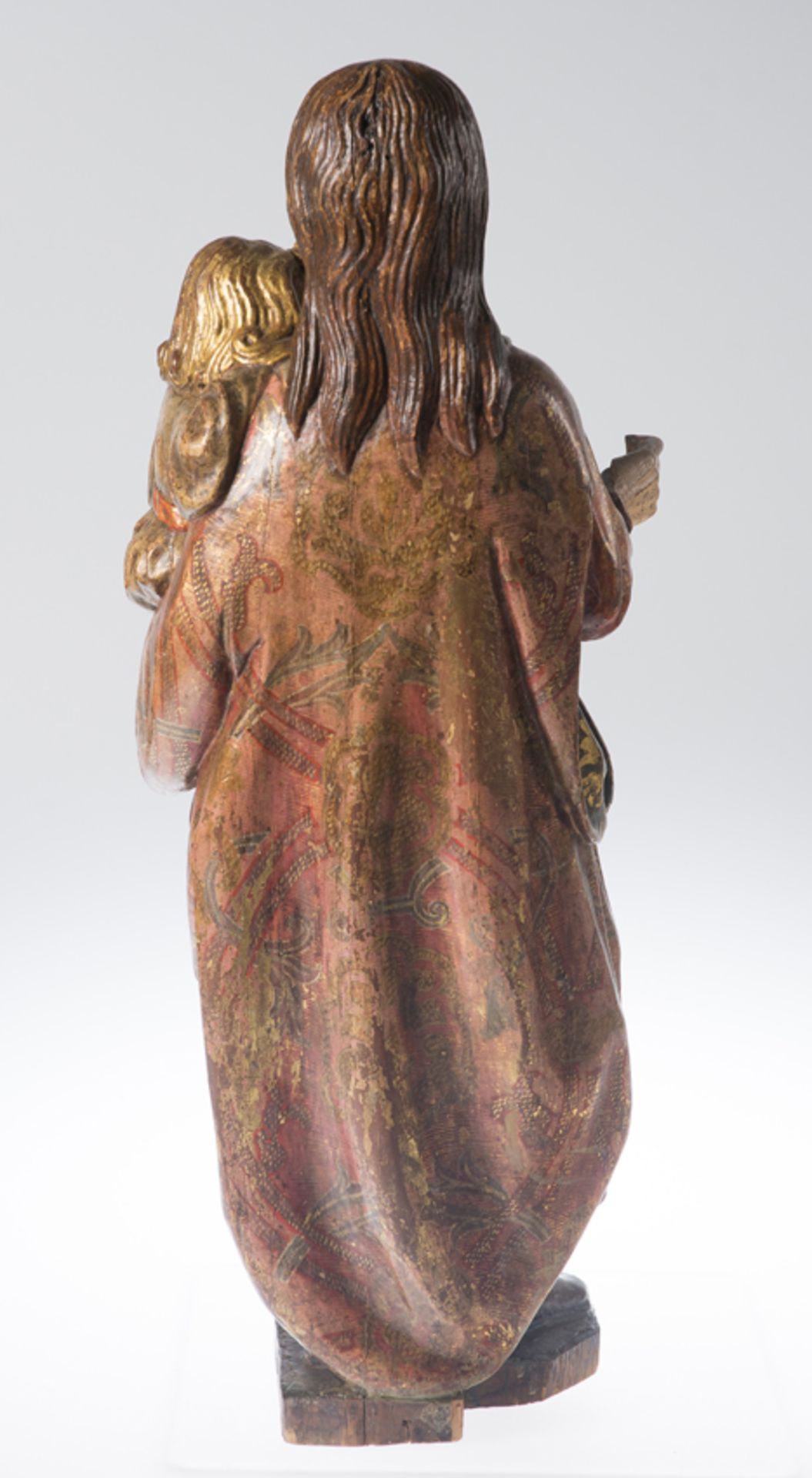 "Saint Joseph and the Christ Child". Carved, gilded and polychromed wooden sculpture. Late 16th cent - Bild 11 aus 11