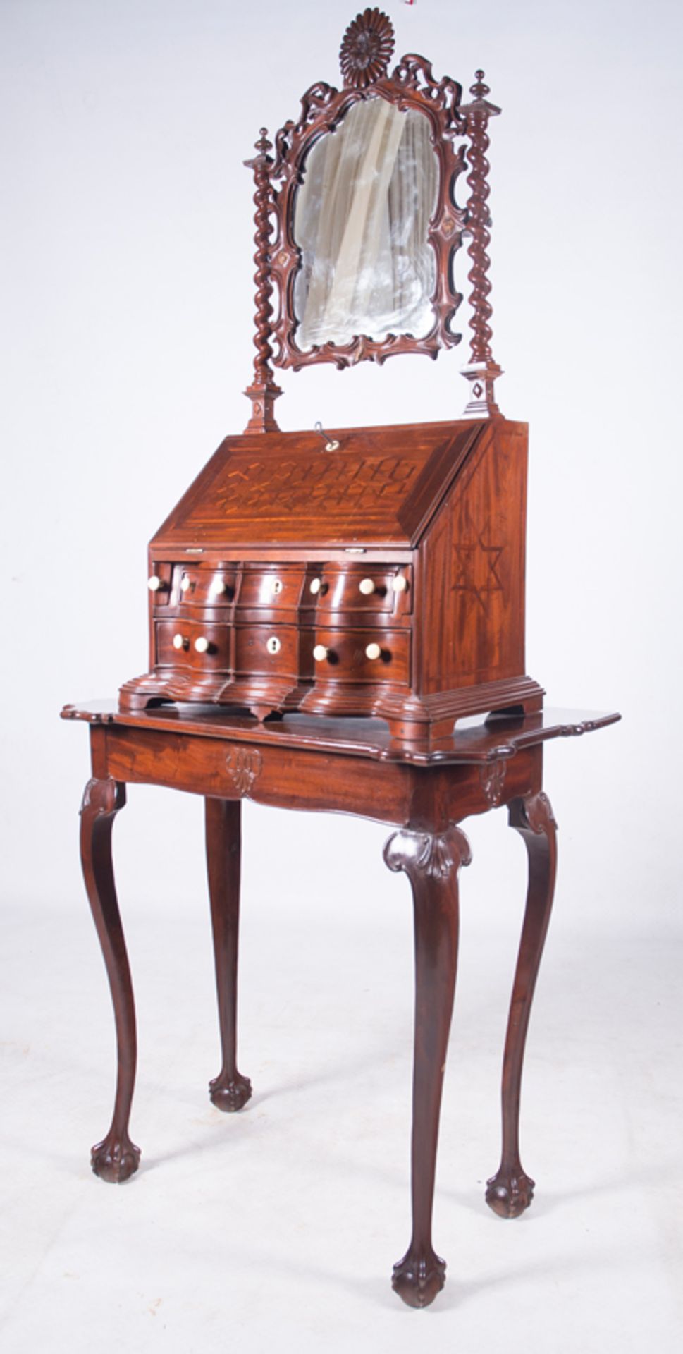 Bureau with mahogany wood mirror and ivory decoration. Colonial School. Cuba. 18th century. - Image 6 of 9