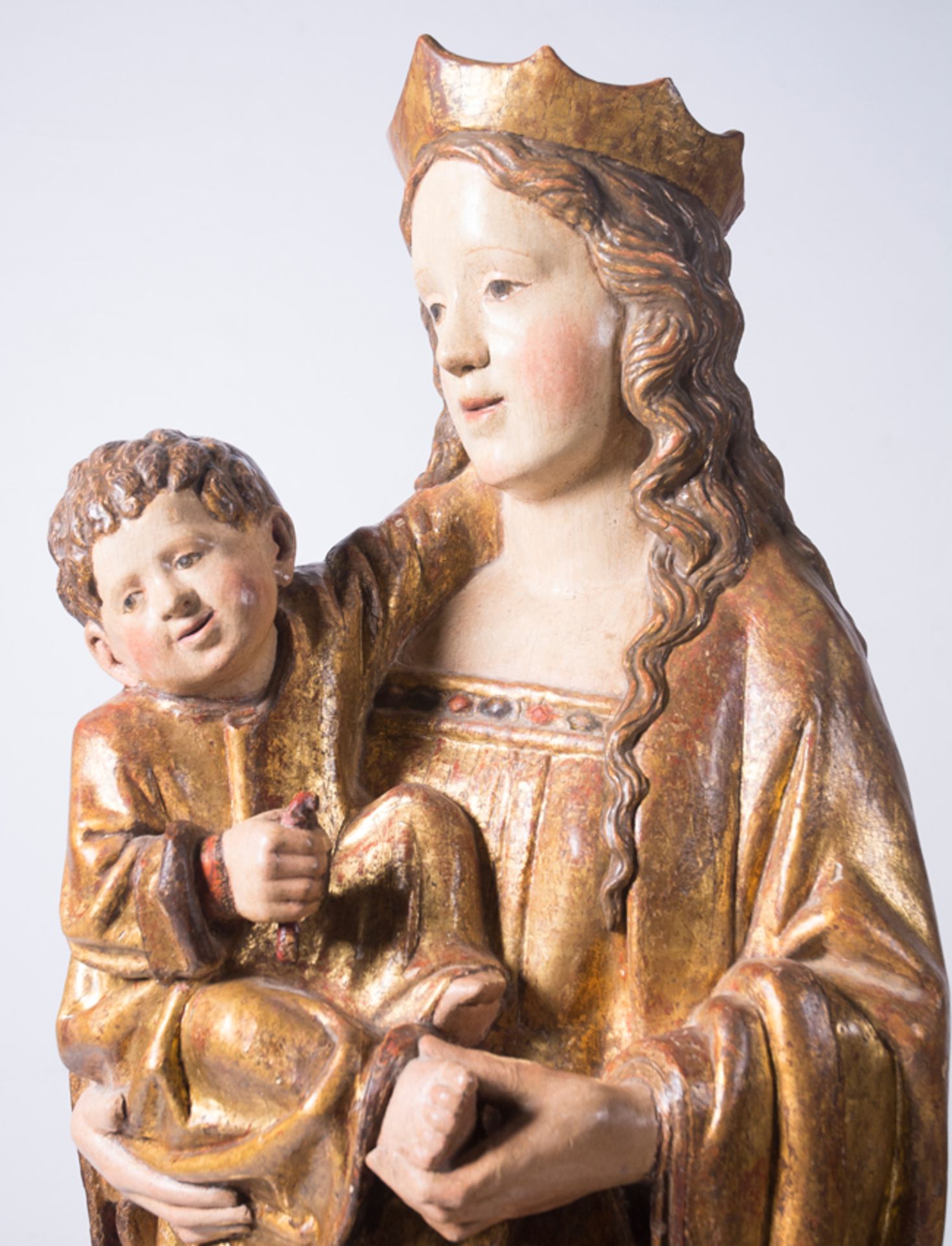 "Madonna and Child". Carved, gilded and polychromed wooden sculpture. Castilian School. Gothic. Late - Bild 2 aus 8