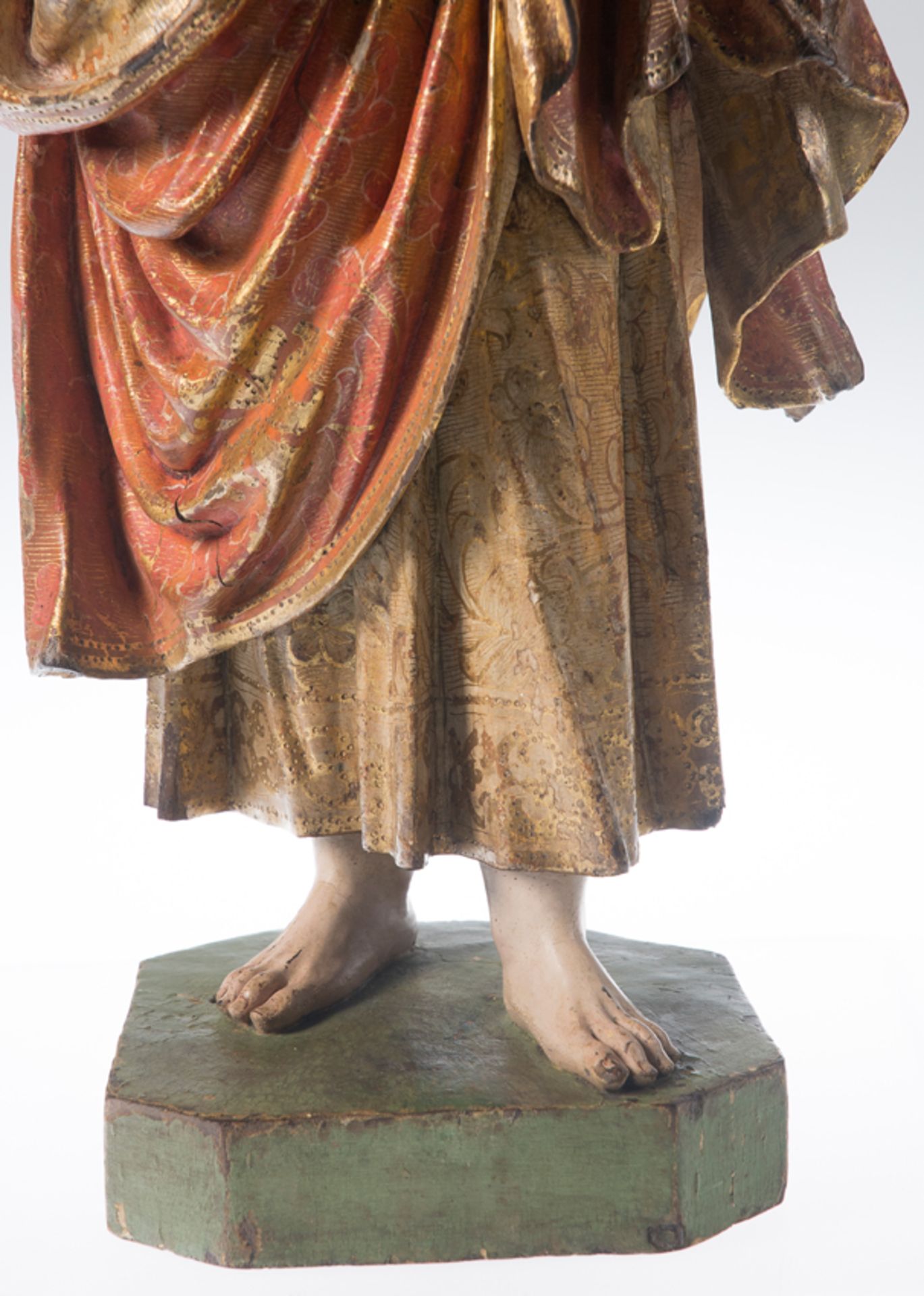 "Evangelist". Carved and polychromed wooden sculpture. Late 15th century - early 16th century. - Bild 6 aus 13