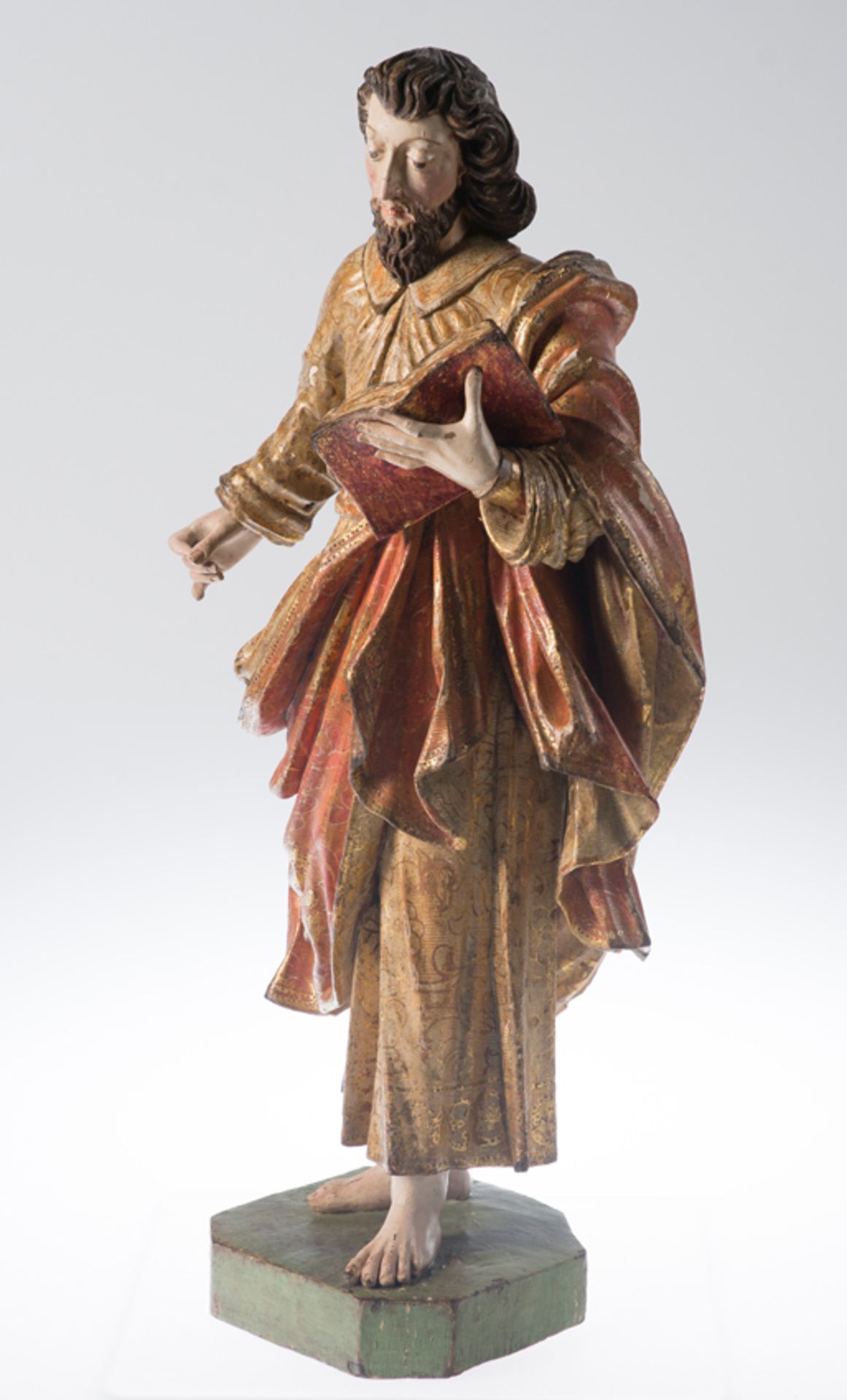 "Evangelist". Carved and polychromed wooden sculpture. Late 15th century - early 16th century. - Bild 2 aus 13