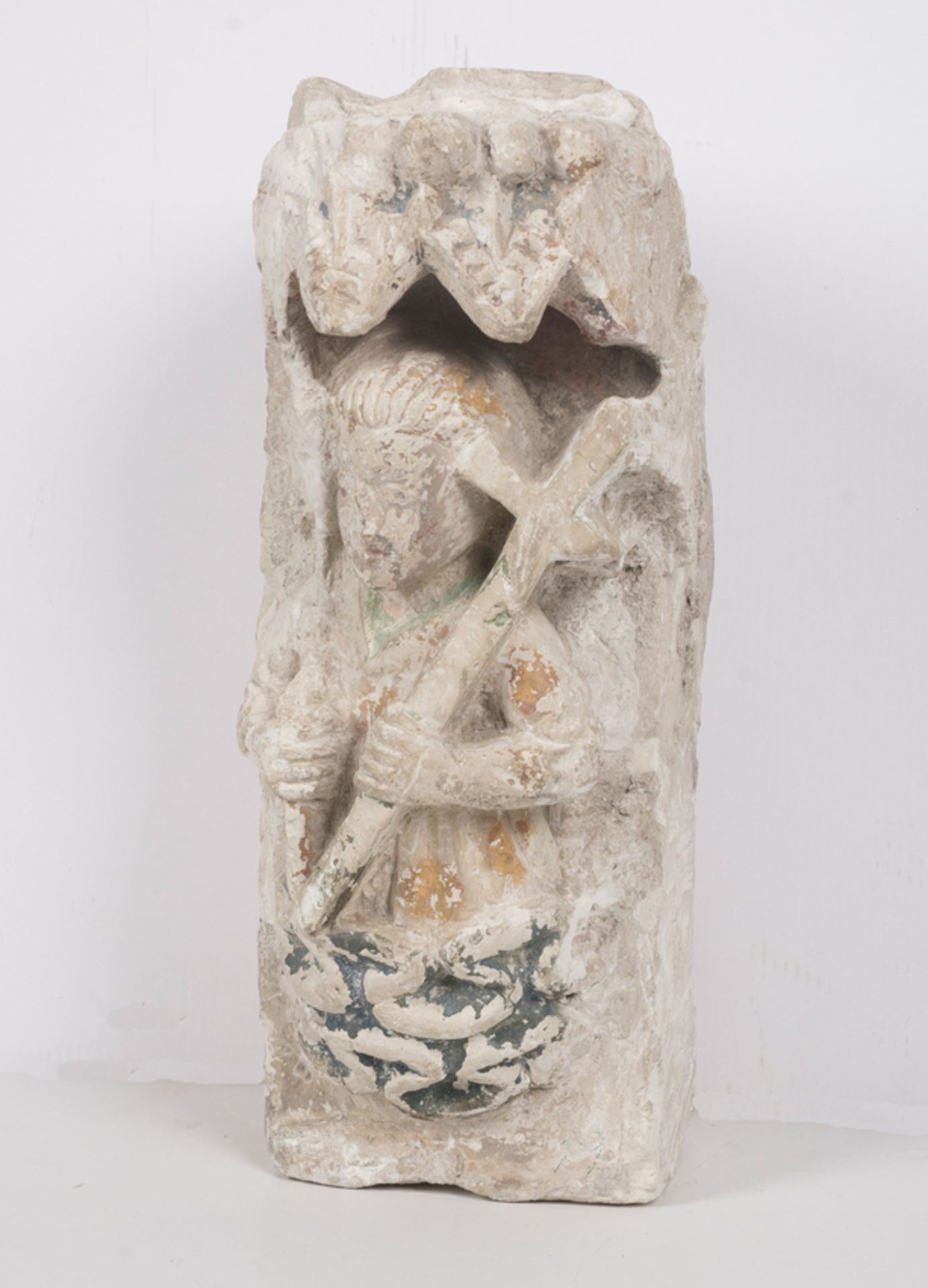 Set of for stone sculptures with polychrome residue. Romanesque. 13th century. - Bild 2 aus 8