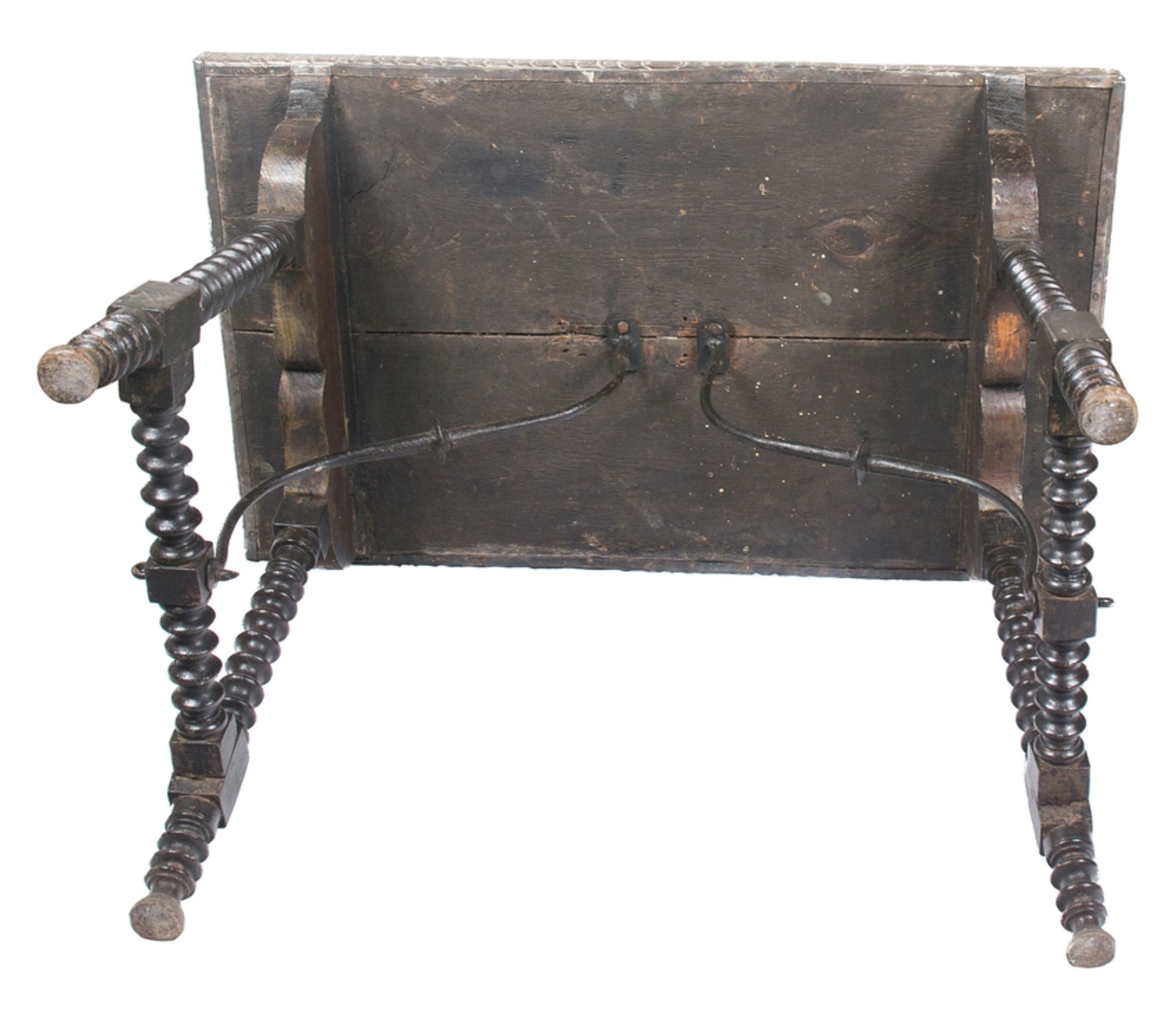 Wooden table with a silver-plated top. Colonial School. Mexico. 18th century. - Image 5 of 5