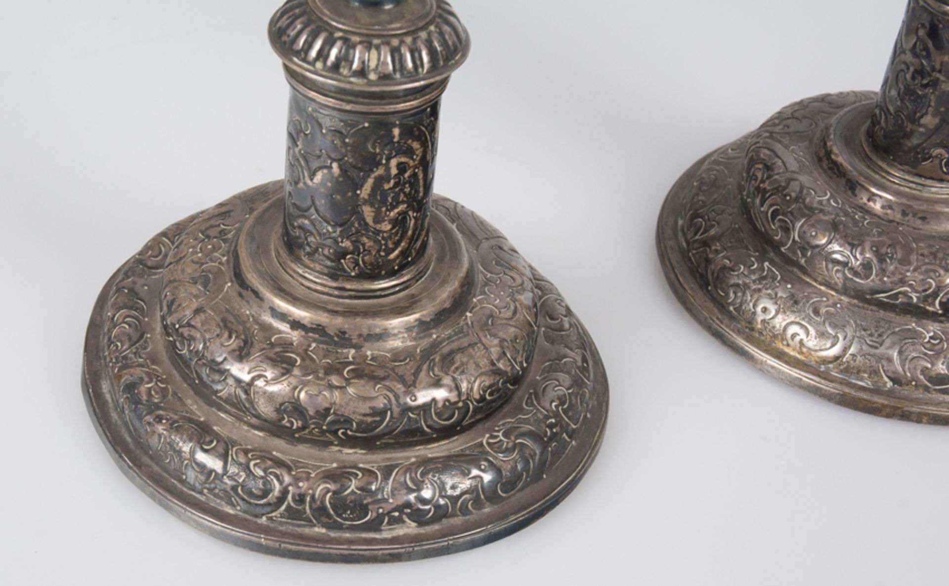 Pair of embossed and chased Spanish silver candlesticks. 16th 17th century. - Image 5 of 8