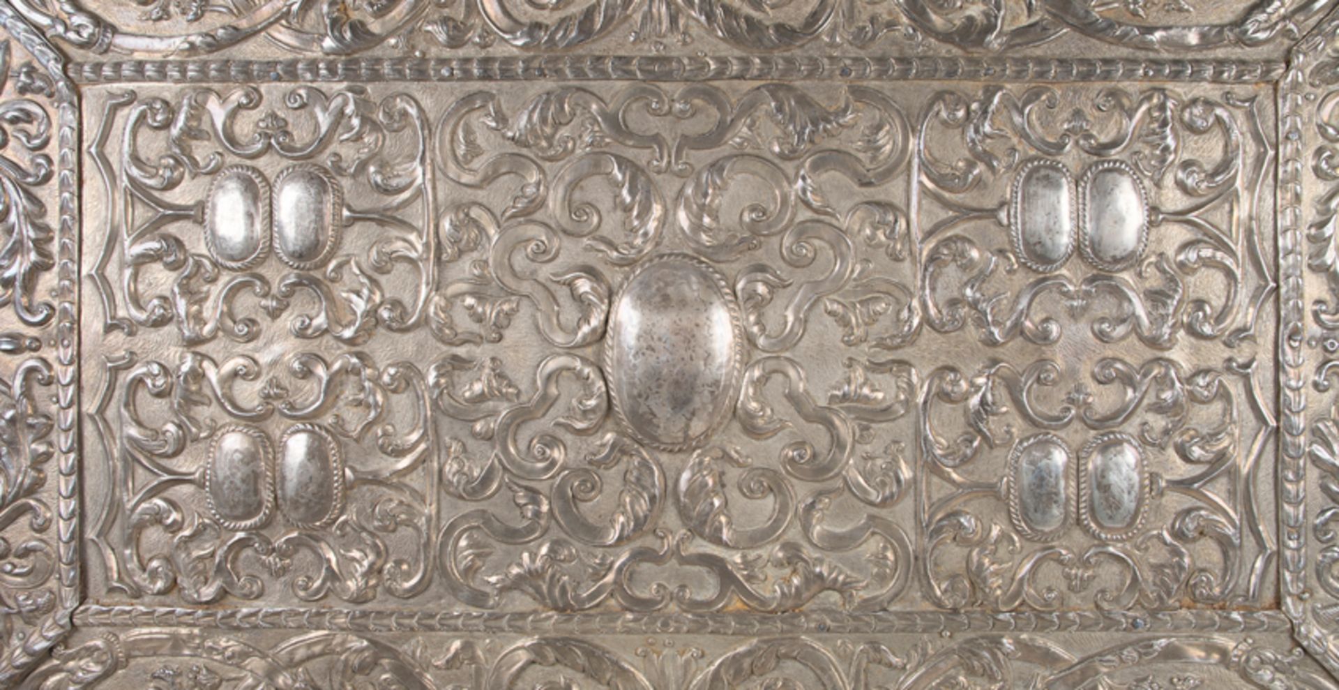 Wooden table with a silver-plated top. Colonial School. Mexico. 18th century. - Image 4 of 5